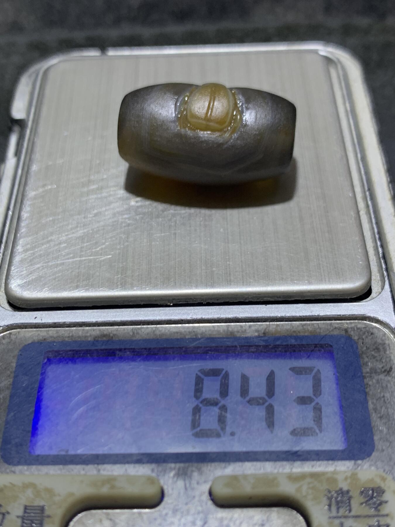 精美亚光高玉化巴西玛瑙手工俏色巧雕甲壳虫直桶，桶珠一个