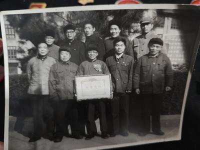 全场0起拍卖！8月17日，晚8:00，本周六，转发赚佣金 - 七十年代照片