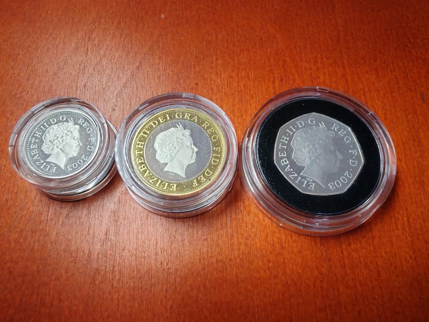 长老汇龙年精选第二十三场拍卖 2003英国妇女选举权50便士精制加厚银币（7500）+1英镑精制加厚银币（1万）+DNA2英镑双色加厚精制银币（1万），盒证全