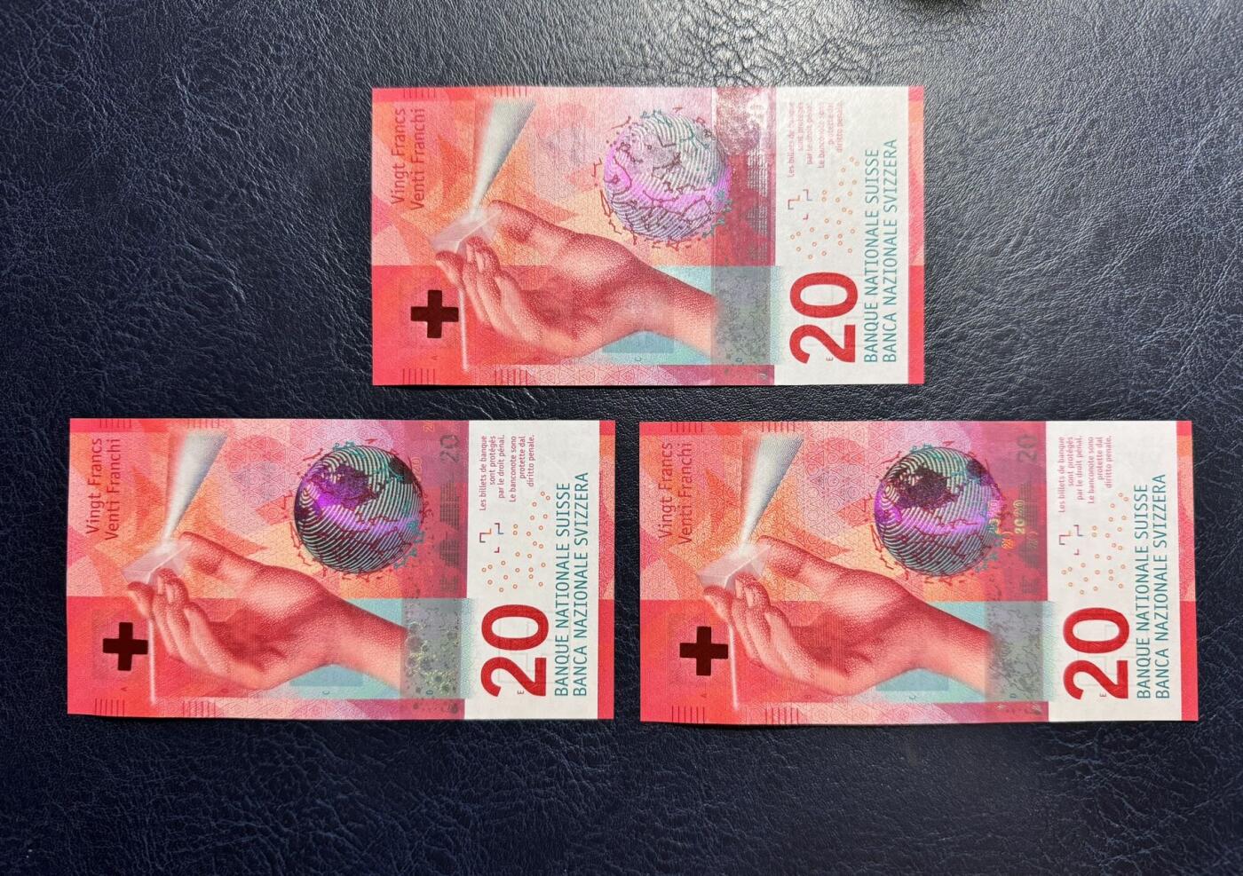 收藏联盟Quantum Auction 第369期拍卖  瑞士联邦2016年20法郎三连号 品相全新UNC 首发年份