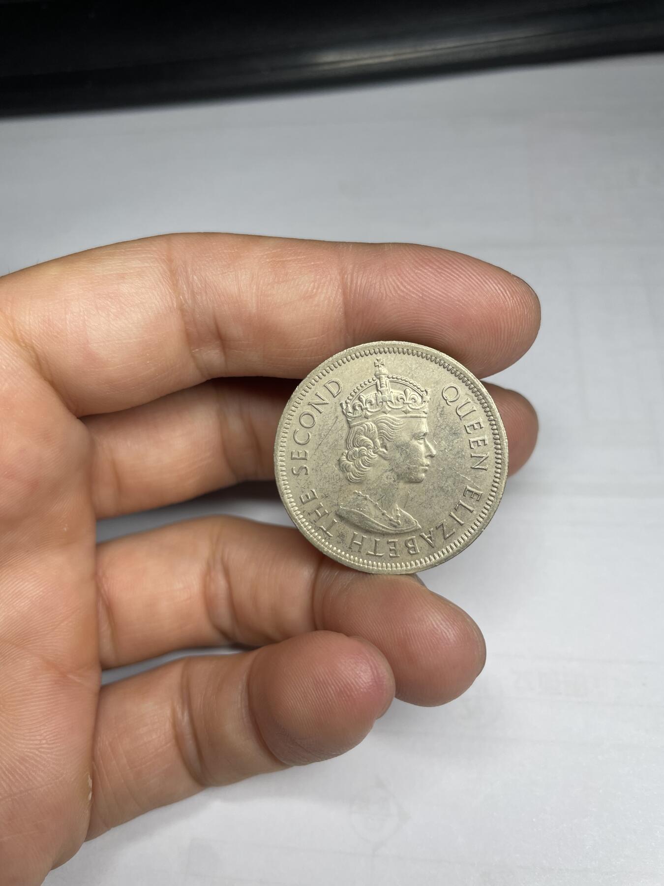 每日一拍，2024年集古藏今外币拍卖第十三期-第2场—（总第122拍），可以寄存60天，满160元包邮。 1974年香港大一元
