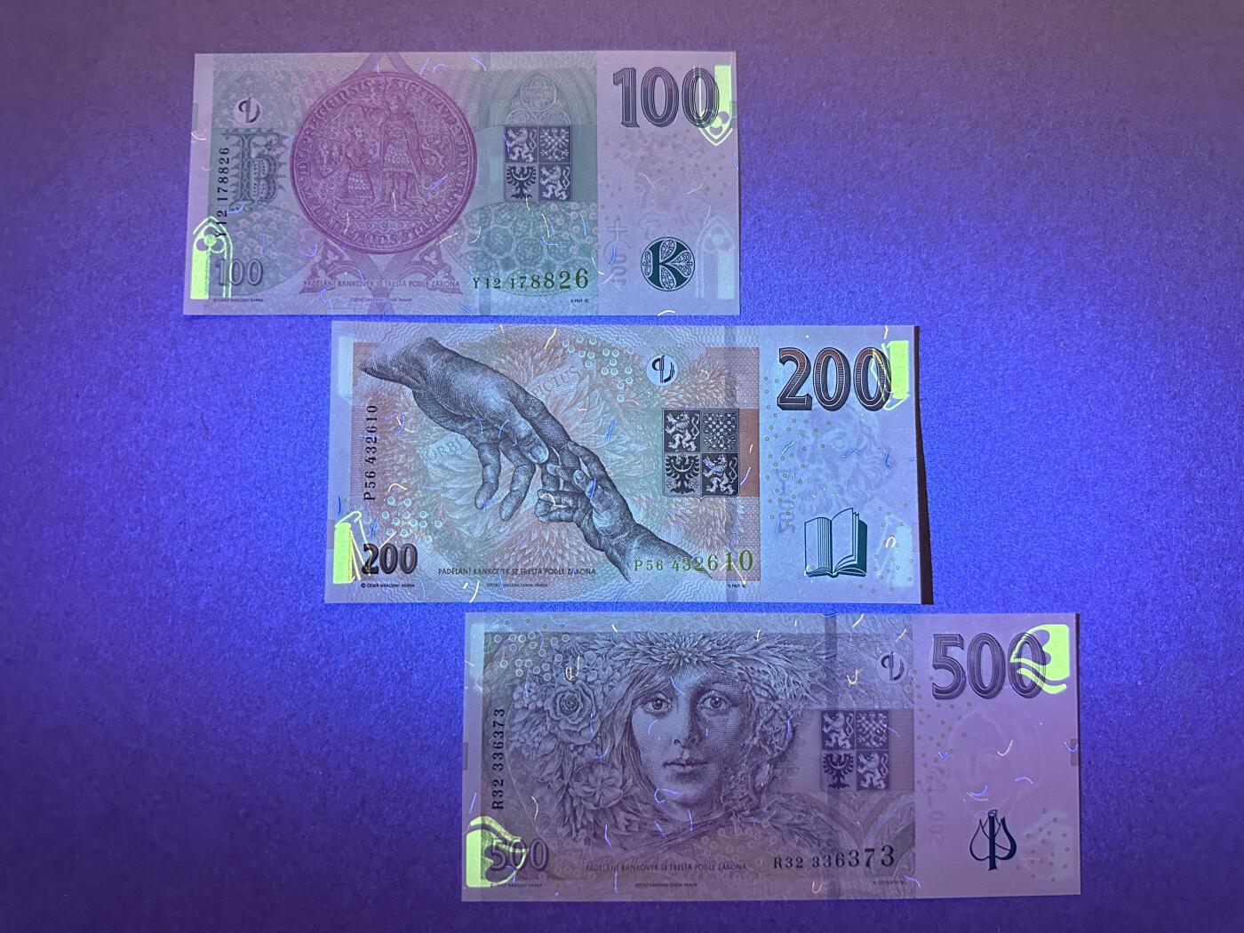 《张总收藏》163期-周日外币百拍精品场 捷克共和国100、200、500克朗3张 UNC