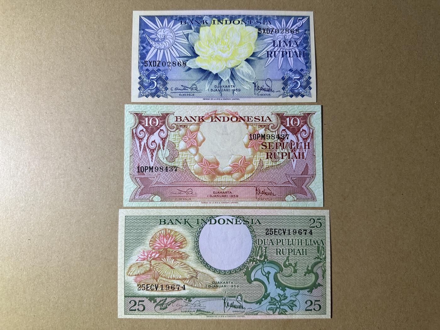 《张总收藏》163期-周日外币百拍精品场 印度尼西亚5、10、25盾3张 UNC 1959年老版本