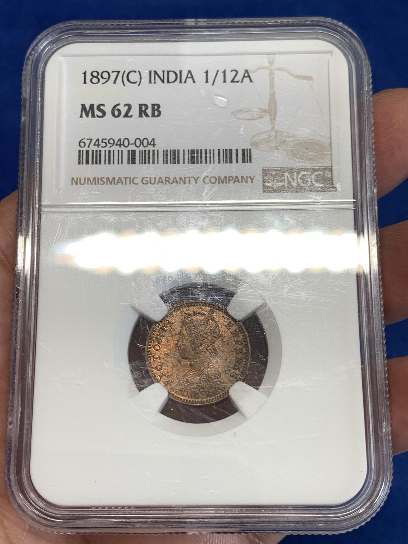《竞宝斋》第298场- 周日，周一  2场连拍 （全场包邮） NGC MS62RB 印度1897-C版1/12安娜铜币