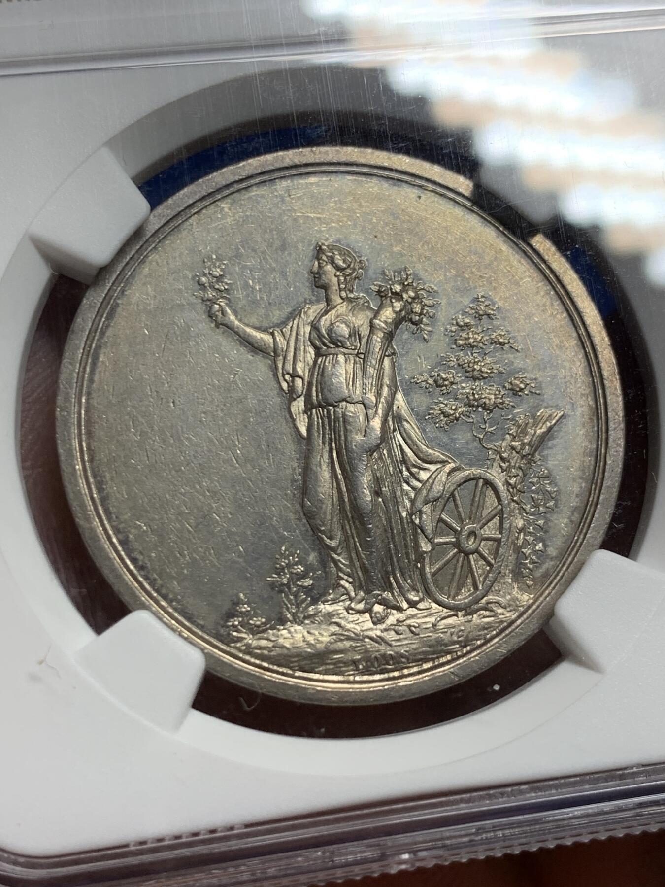 《竞宝斋》第298场- 周日，周一  2场连拍 （全场包邮） NGC AUD 19世纪德国神话人物故事银章 36.2mm 15.5g