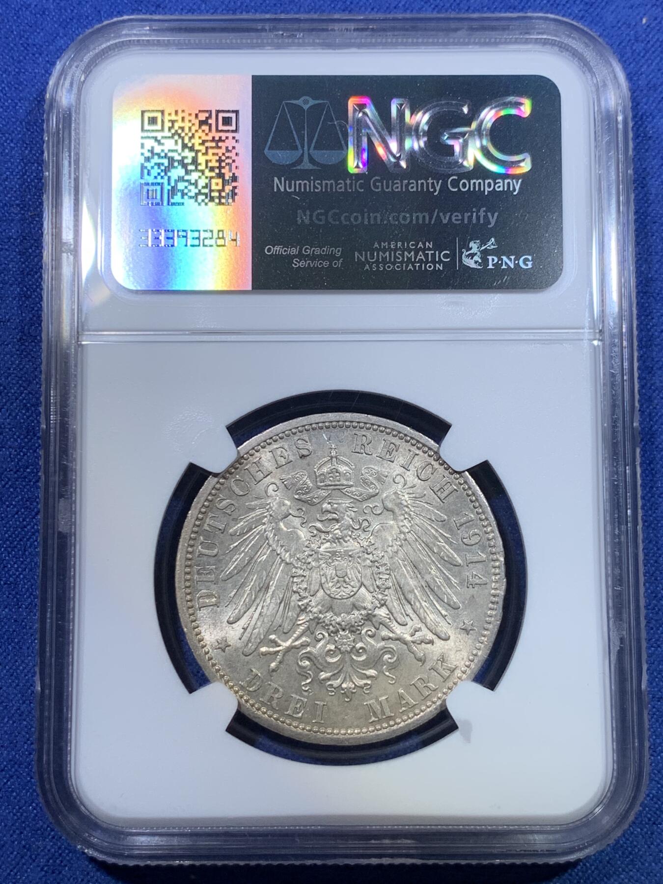 《竞宝斋》第298场- 周日，周一  2场连拍 （全场包邮） NGC MS62 德国 1914  安哈特结婚纪念3马克银币 带转光 淡彩包浆