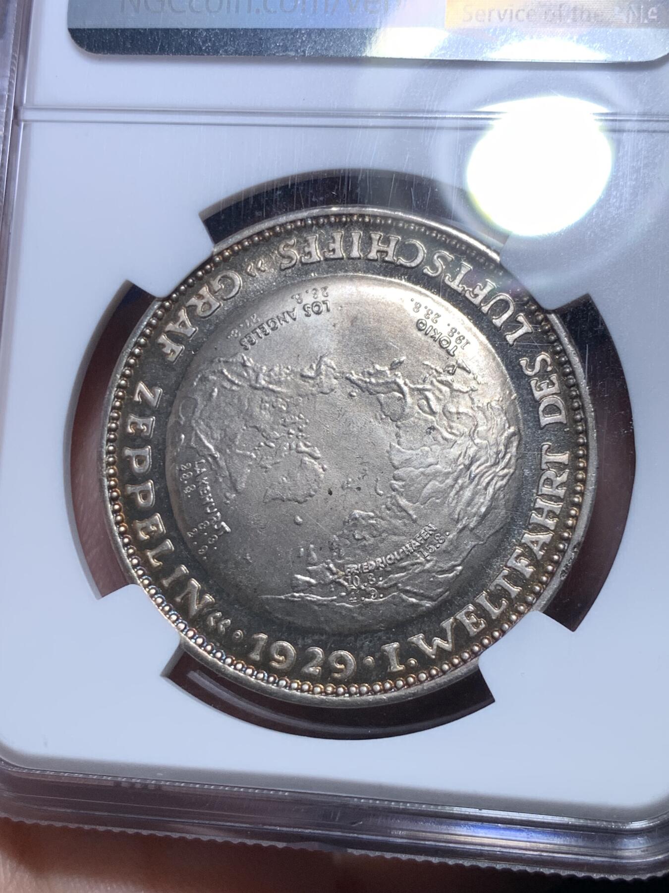 《竞宝斋》第298场- 周日，周一  2场连拍 （全场包邮） NGC MS64 德国1929齐柏林飞艇环球飞行纪念银章 落日金