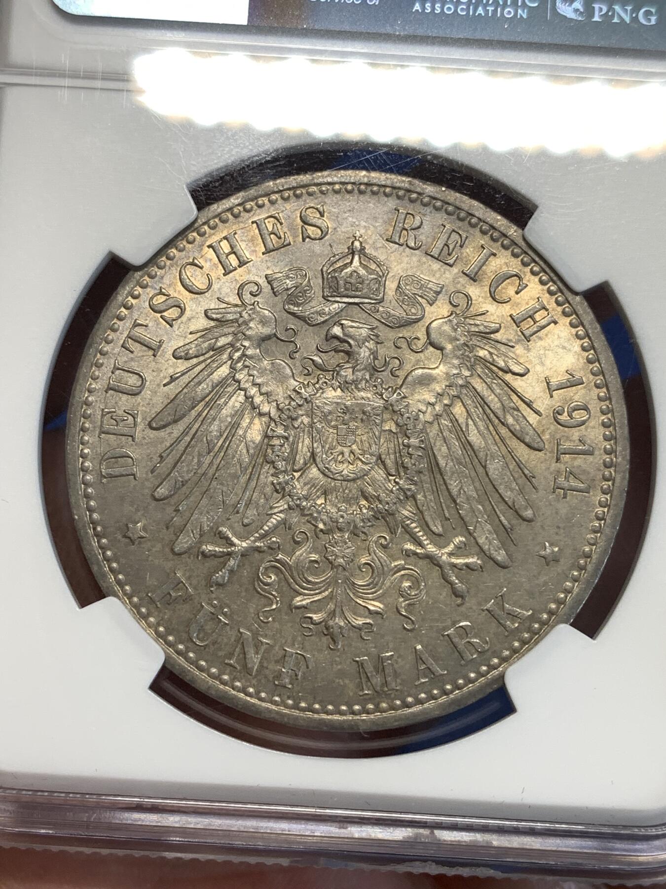 《竞宝斋》第298场- 周日，周一  2场连拍 （全场包邮） NGC MS62 德国1914A威廉二世戎装5马克银币