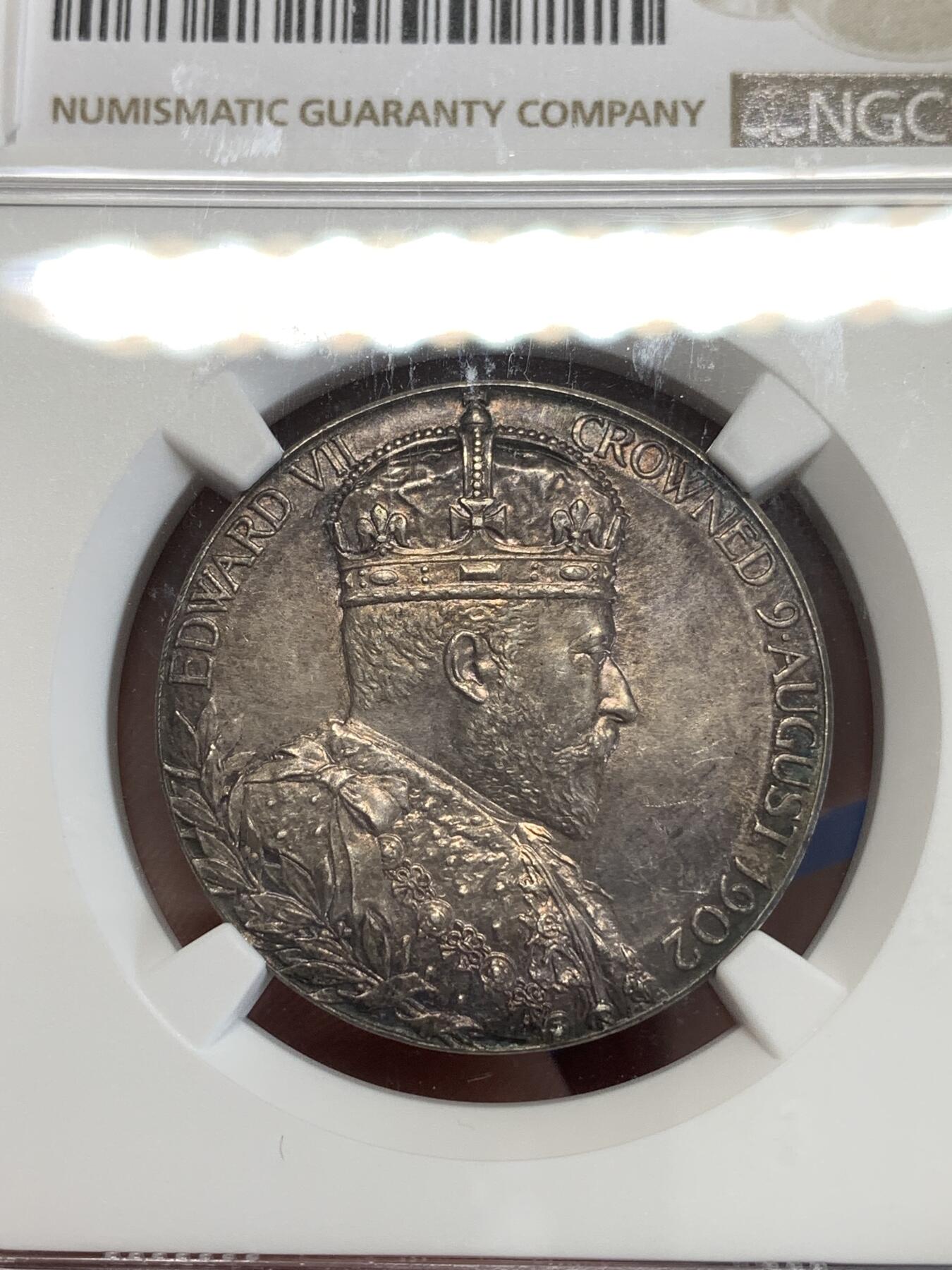 《竞宝斋》第298场- 周日，周一  2场连拍 （全场包邮） NGC MS61 1902年英国爱德华七世加冕纪念银章经典品种 国王皇后双头登基 包浆相当漂亮