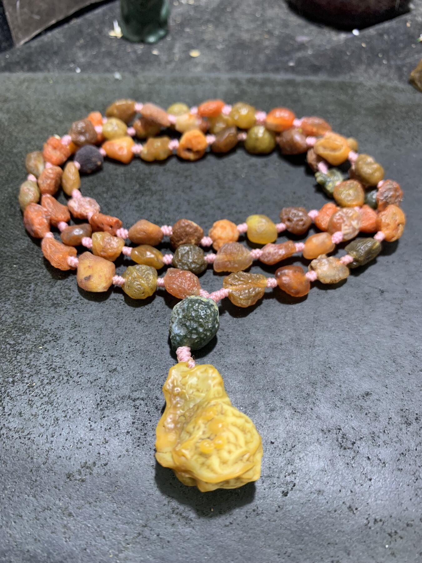 精美罕见天然阿拉善红筋脉玛瑙项链一条，