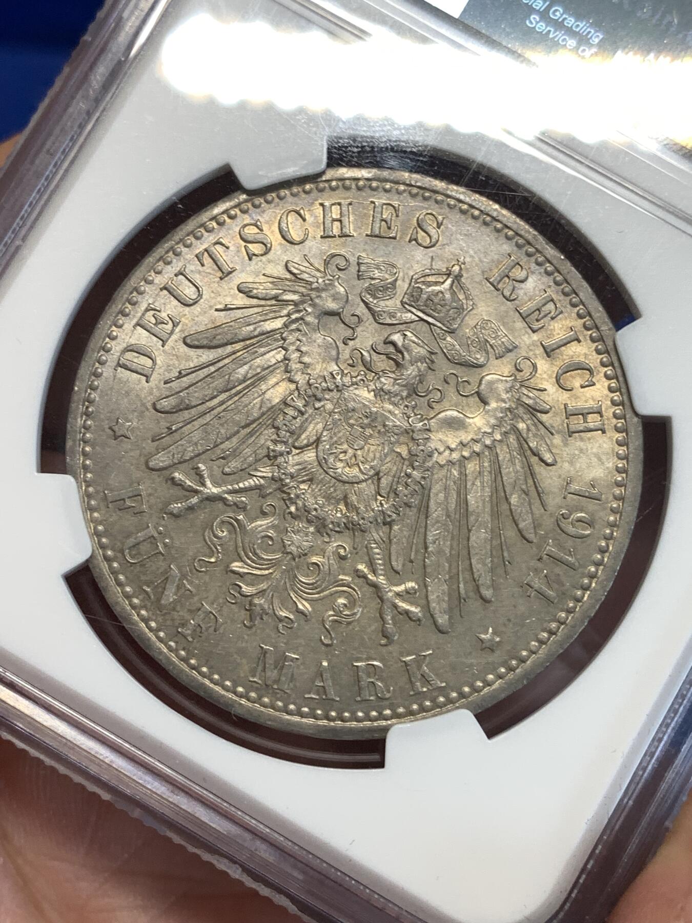 《竞宝斋》第298场- 周日，周一  2场连拍 （全场包邮） NGC MS62 德国1914A威廉二世戎装5马克银币