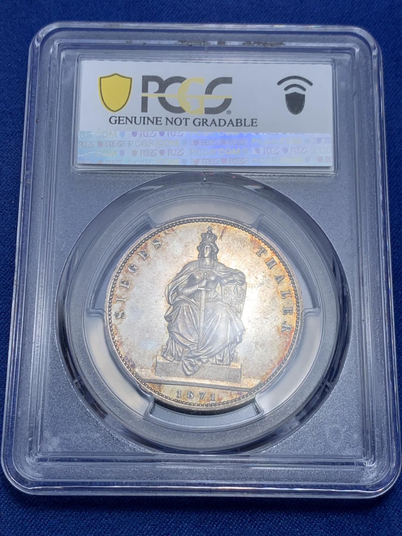 《竞宝斋》第298场- 周日，周一  2场连拍 （全场包邮） PCGS UNCD 1871年德国普鲁士普法战争胜利1泰勒 细节很好 正面有洗痕 PL带五彩状态