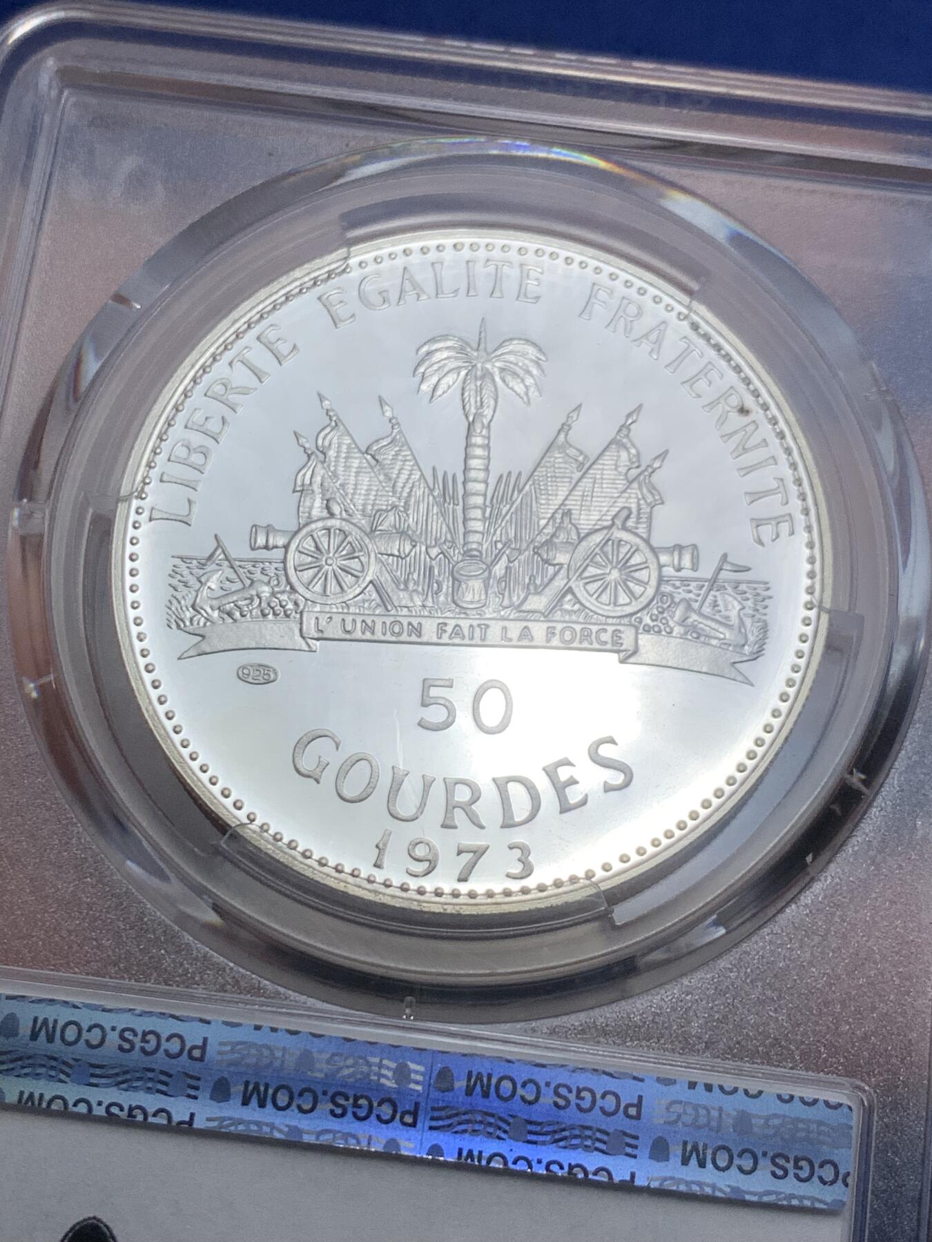 《竞宝斋》第298场- 周日，周一  2场连拍 （全场包邮） 四枚一套 PCGS PR67-69 1973年海地25-50古德银币 吹海螺的少女 带原包装钱包