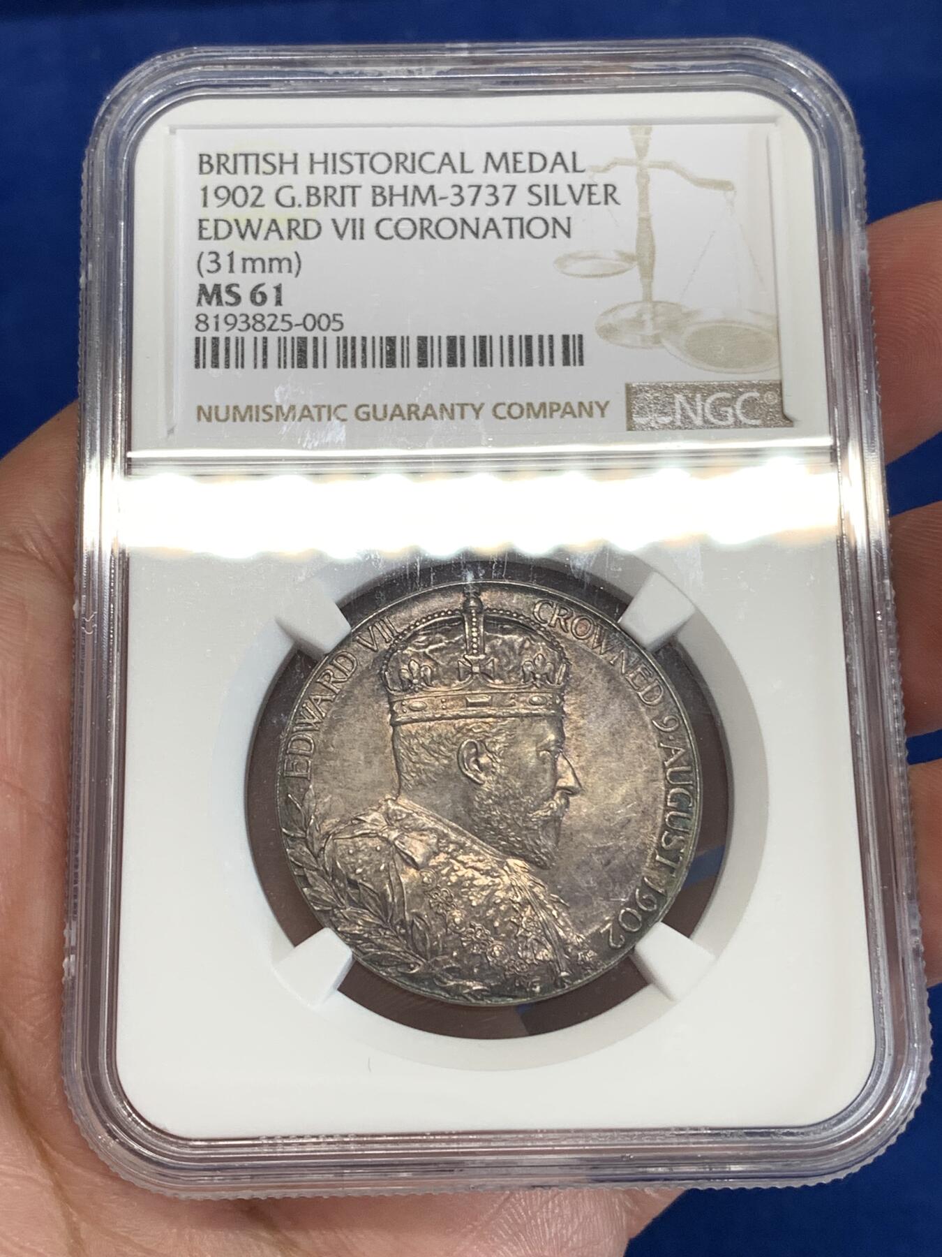 《竞宝斋》第298场- 周日，周一  2场连拍 （全场包邮） NGC MS61 1902年英国爱德华七世加冕纪念银章经典品种 国王皇后双头登基 包浆相当漂亮
