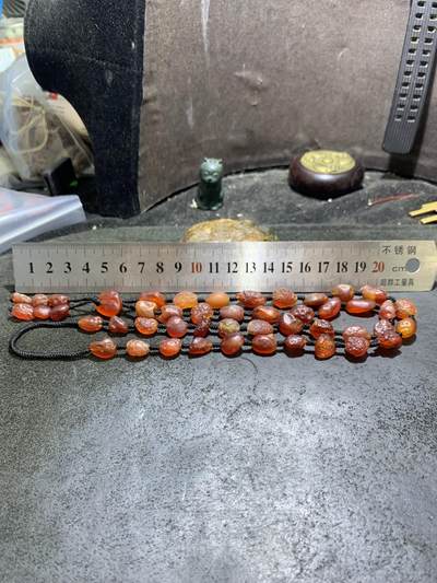 精美天然戈壁阿拉善樱桃红项链一条 精美天然戈壁阿拉善樱桃红项链一条