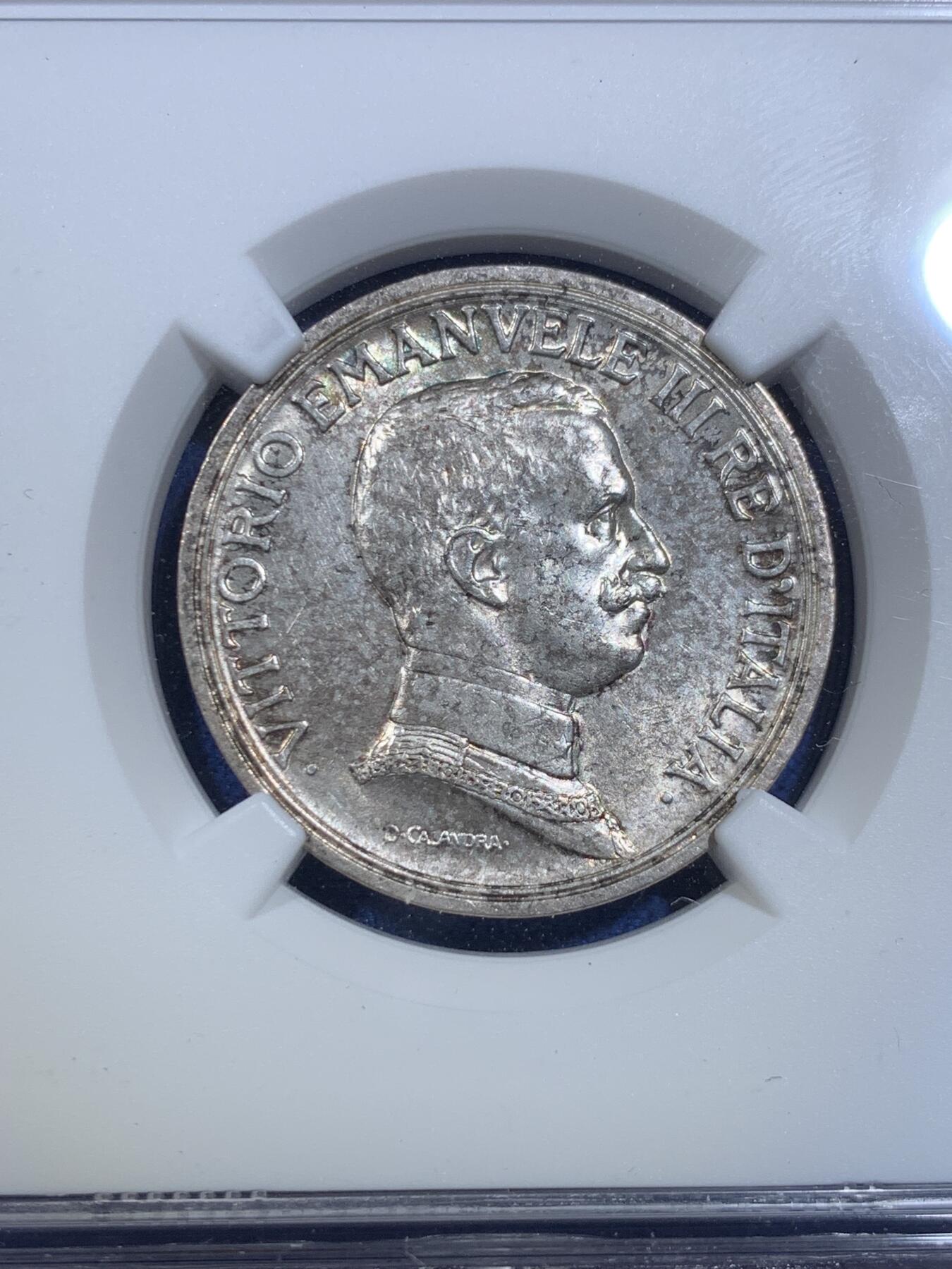 《竞宝斋》第299场- 周日，周一  2场连拍 （全场包邮） NGC MS62 意大利1914年埃曼努埃莱三世四驾马车2里拉