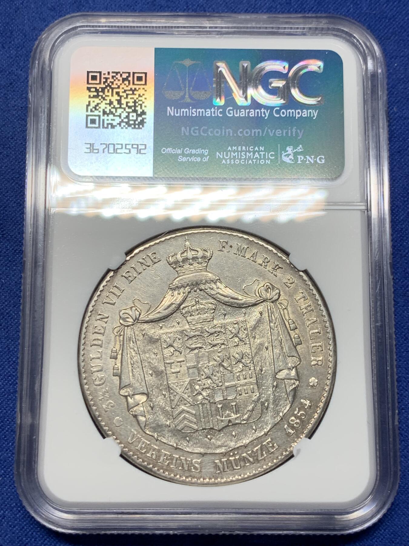 《竞宝斋》第299场- 周日，周一  2场连拍 （全场包邮） NGC AU 德国 拿骚 1854年 阿道夫2泰勒37克 大银币 光度不错  AU已经很难了