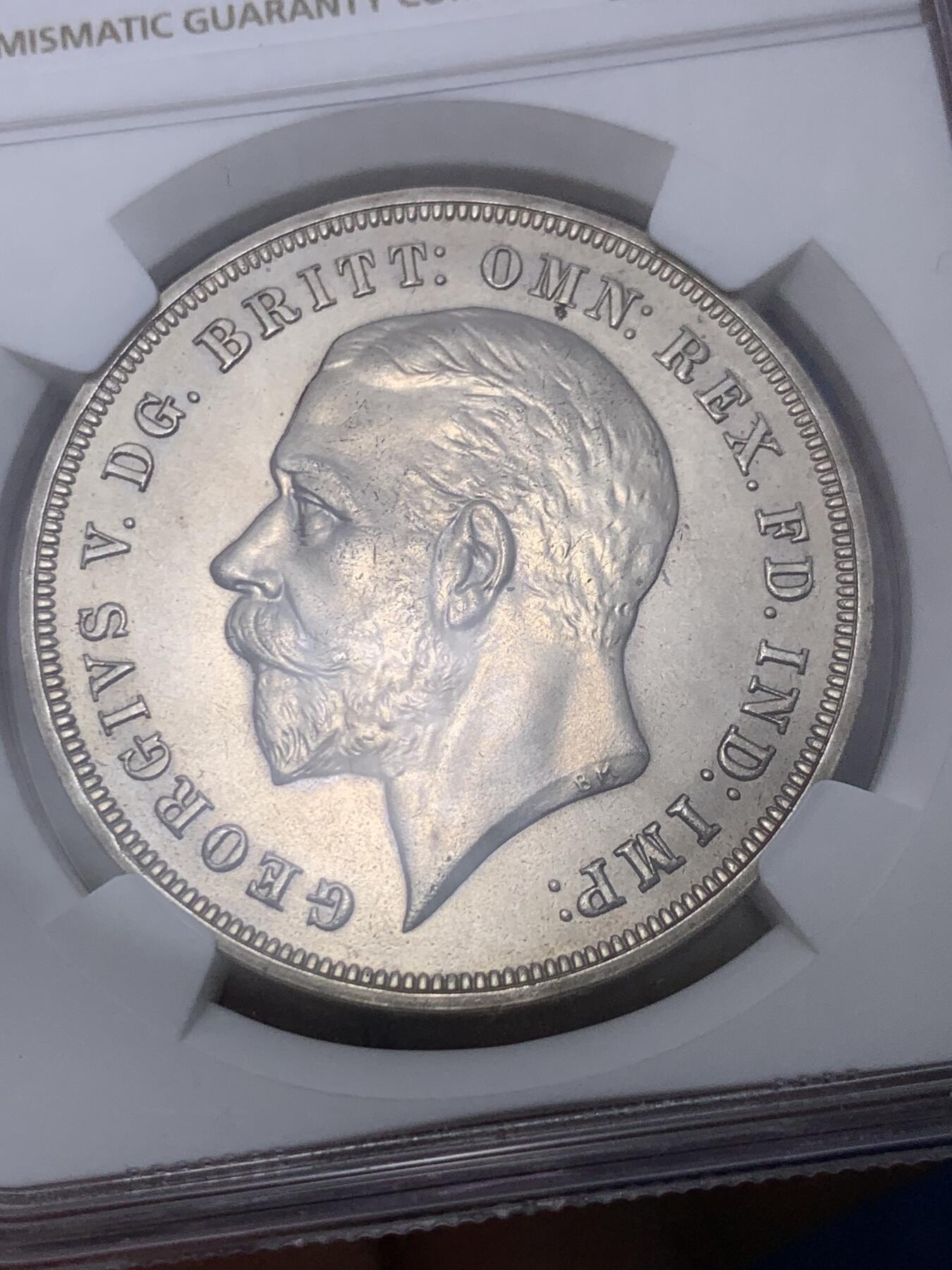 《竞宝斋》第299场- 周日，周一  2场连拍 （全场包邮） NGC SP63 SP版本早期精打 英国1935年乔治五世马剑克朗银币 状态好