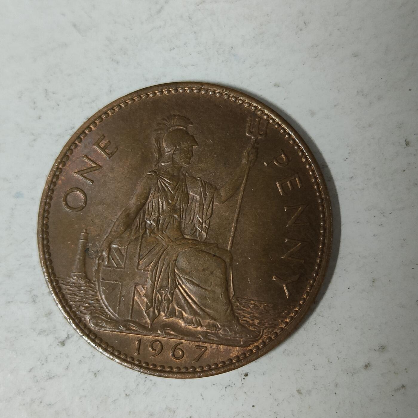 英雄古币捡漏专场第一期无押金可累计捡漏，全场50包邮，偏远地区除外。 英国1967年一便士。