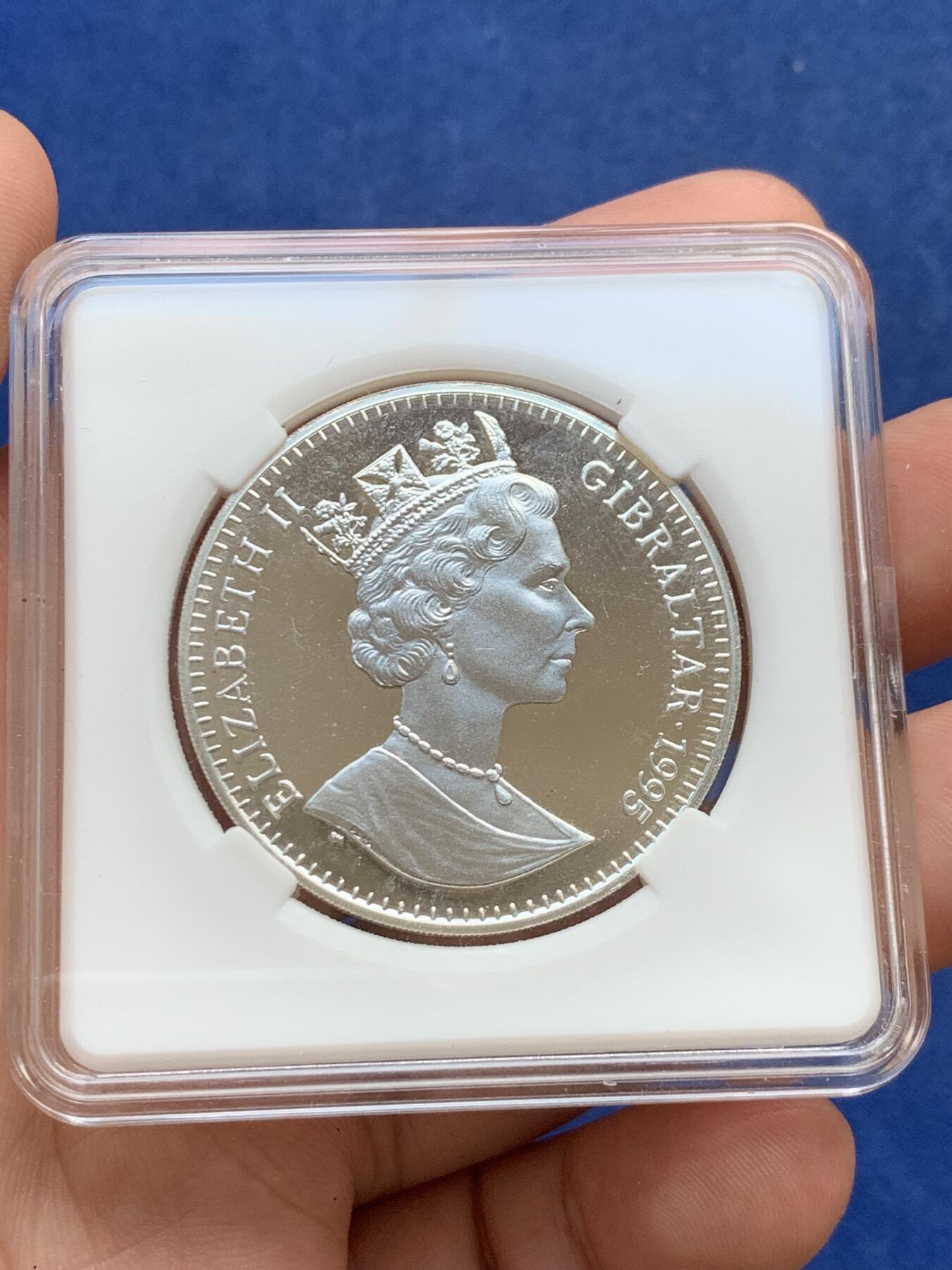 《竞宝斋》第299场- 周日，周一  2场连拍 （全场包邮） 1995年英属直布罗陀 欧罗巴与奥地利、瑞典和芬兰的希尔兹21ECUS纪念币 19.2克 38.0 mm  925银