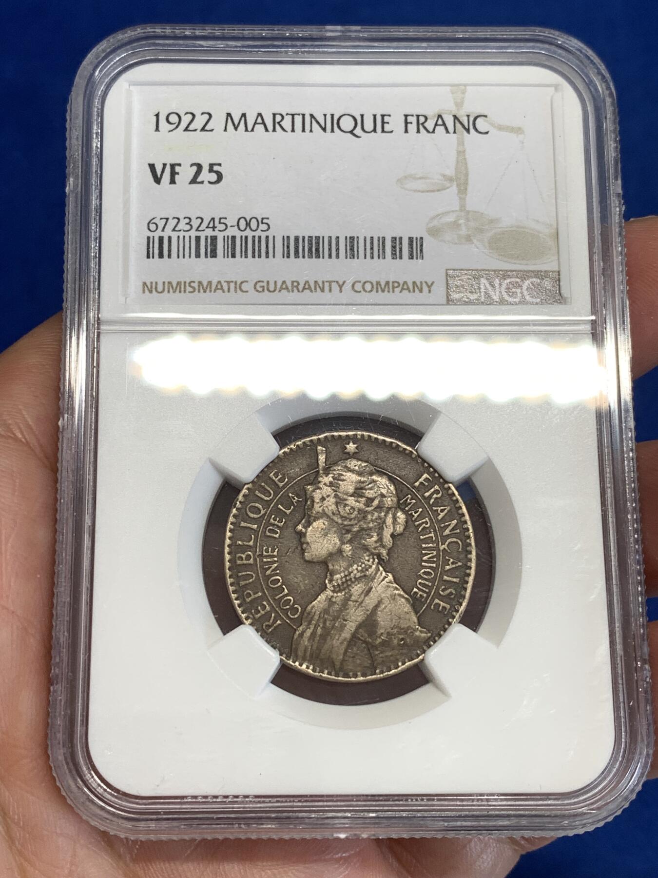 《竞宝斋》第299场- 周日，周一  2场连拍 （全场包邮） NGC VF25 马提尼克1法郎 发行量仅35万枚 美品 TTB 22年10月 Katz拍卖不含佣724HKD！