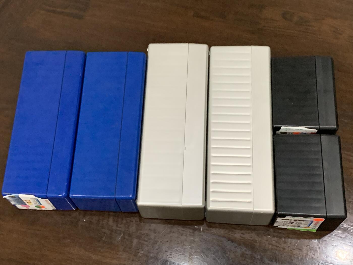 《竞宝斋》第299场- 周日，周一  2场连拍 （全场包邮） 6个盒子一组 PCGS盒子20枚装2个，10枚装2个，NGC盒子2个（其中一个是装加厚鉴定币）