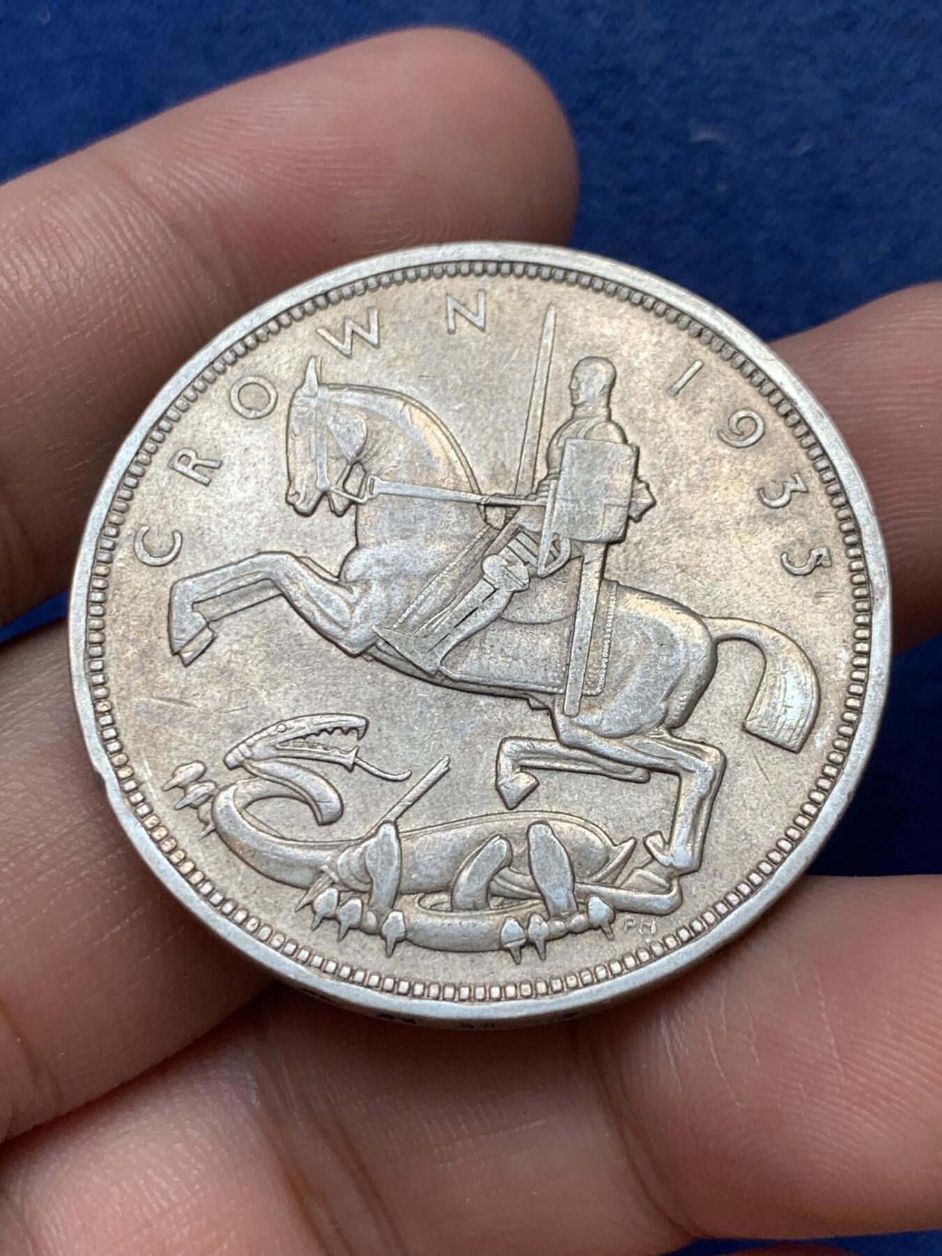 《竞宝斋》第299场- 周日，周一  2场连拍 （全场包邮） 1935年乔治五世木马剑克朗银币