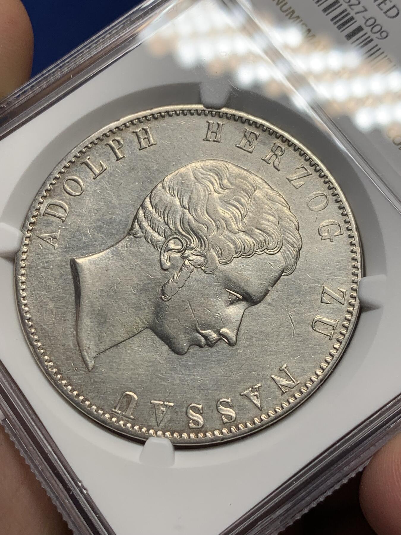 《竞宝斋》第299场- 周日，周一  2场连拍 （全场包邮） NGC AU 德国 拿骚 1854年 阿道夫2泰勒37克 大银币 光度不错  AU已经很难了