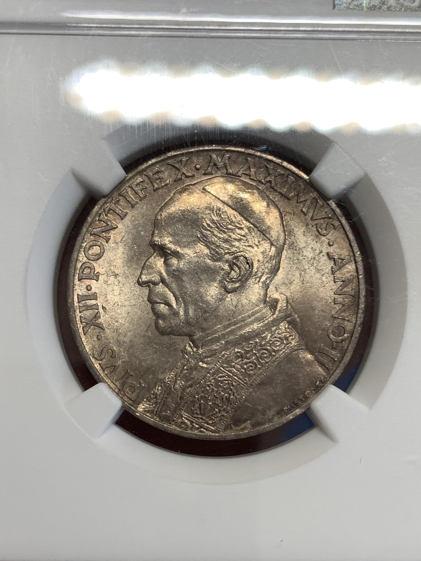 《竞宝斋》第299场- 周日，周一  2场连拍 （全场包邮） NGC MS62 梵蒂冈 1940年 10里拉 银币 极其稀少 当年仅发行了1万枚 此版从39年到41年总共只发行了2.4万枚