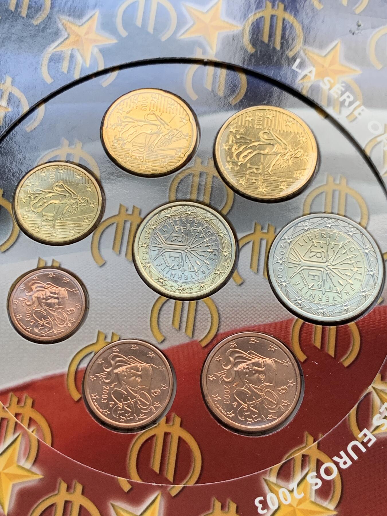 《竞宝斋》第299场- 周日，周一  2场连拍 （全场包邮） 法国2003年欧元卡册