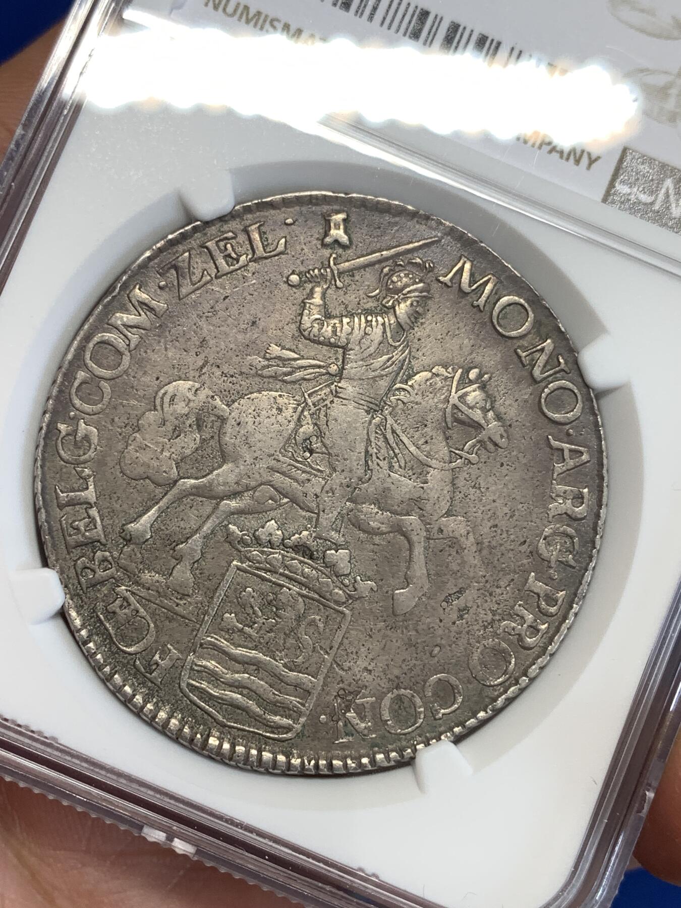 《竞宝斋》第299场- 周日，周一  2场连拍 （全场包邮） NGC XF 荷兰 1765/4 泽兰省 1杜卡特 马剑大银币 骑字版少见 比起常见省版别 泽兰省这个状态已经很不错了