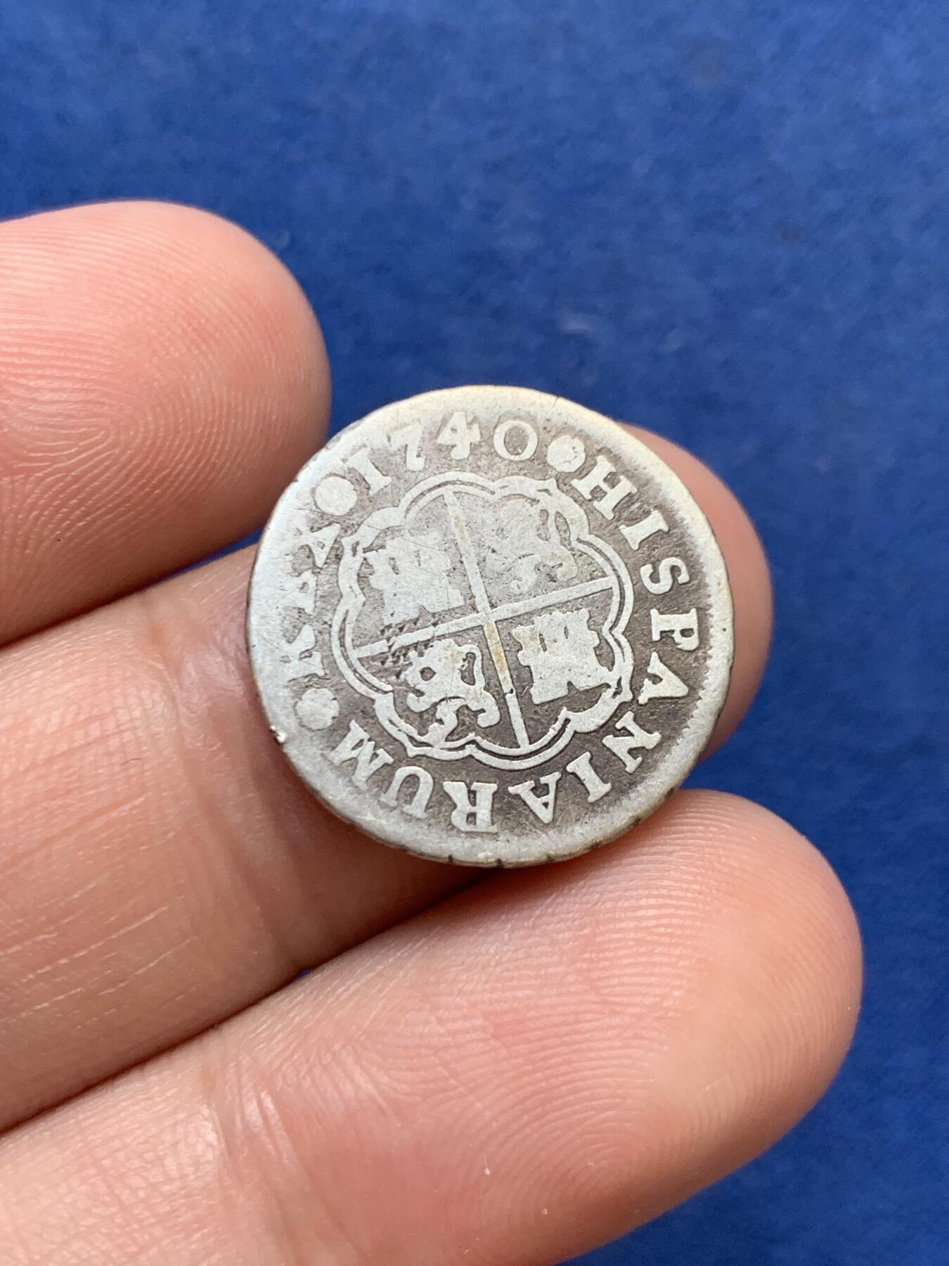 《竞宝斋》第299场- 周日，周一  2场连拍 （全场包邮） 1740年西班牙本土1瑞尔银币  少见