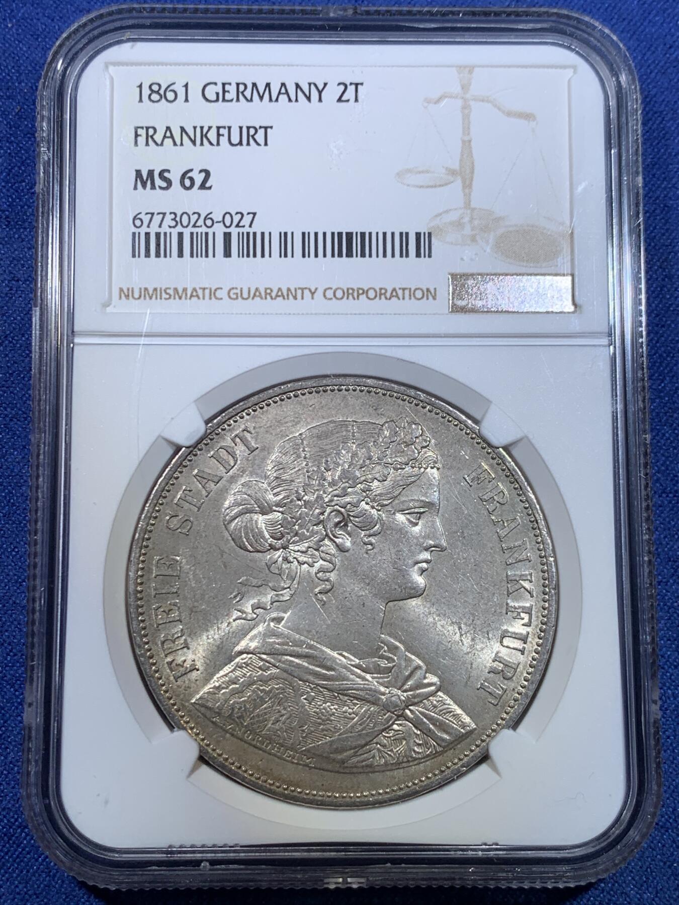《竞宝斋》第299场- 周日，周一  2场连拍 （全场包邮） NGC MS62 德国1861年法兰克福少女2泰勒大银币 转光强烈 越来越贵的品种