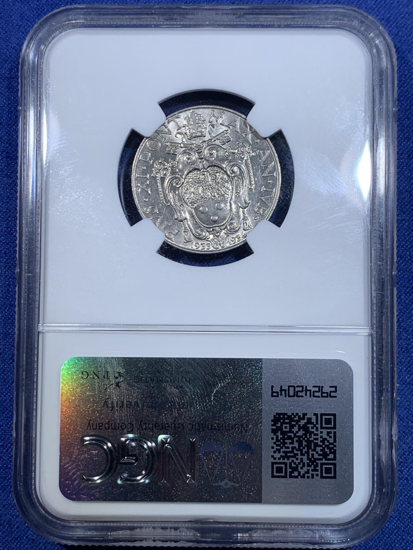 《竞宝斋》第299场- 周日，周一  2场连拍 （全场包邮） NGC MS63 梵蒂冈1934年50分大天使持剑 教皇过最美的小辅币~背面区别于其他年份。