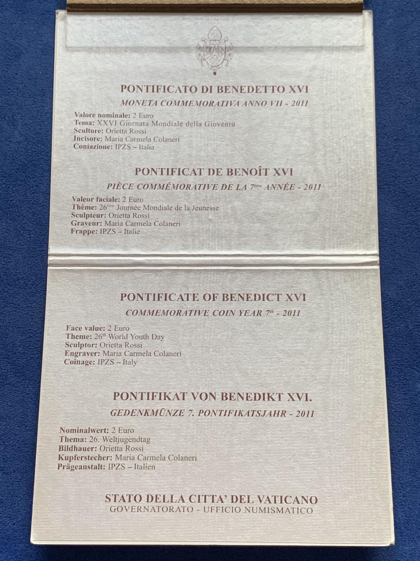 《竞宝斋》第299场- 周日，周一  2场连拍 （全场包邮） 2011梵蒂冈第26届世界2欧元 青年日卡册装 好东西