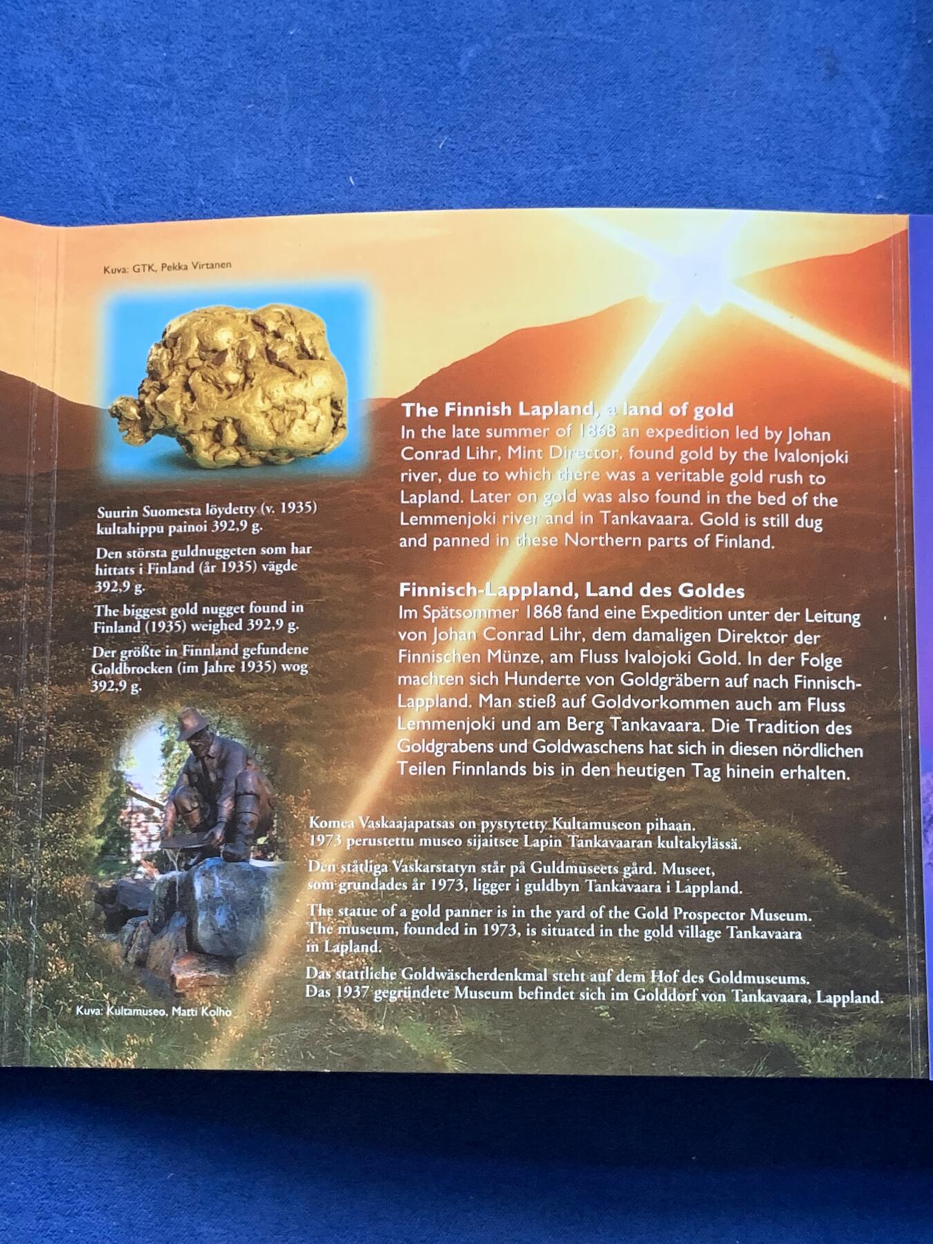 《竞宝斋》第299场- 周日，周一  2场连拍 （全场包邮） 2003年芬兰欧元卡册 带一枚章