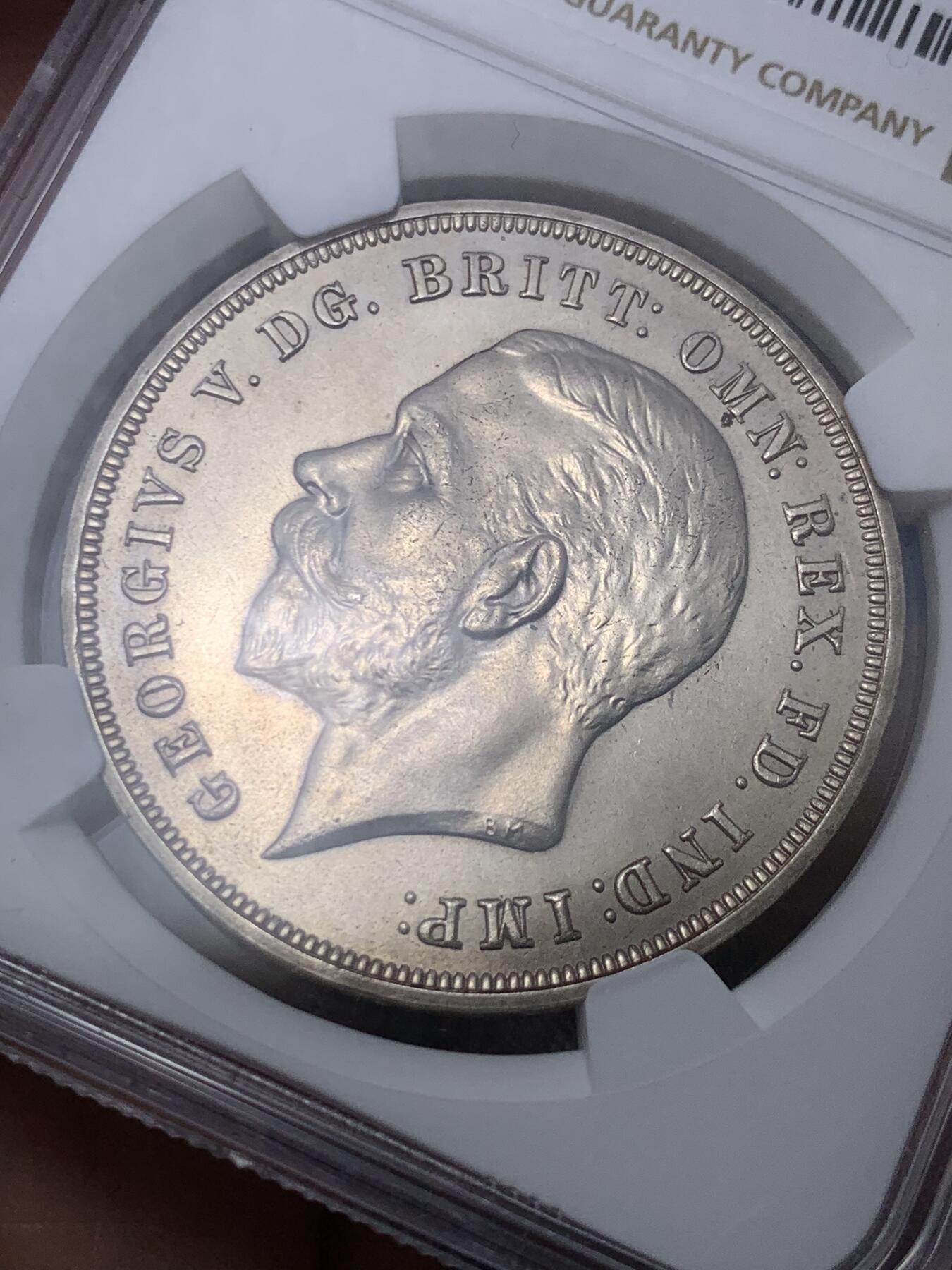 《竞宝斋》第299场- 周日，周一  2场连拍 （全场包邮） NGC SP63 SP版本早期精打 英国1935年乔治五世马剑克朗银币 状态好