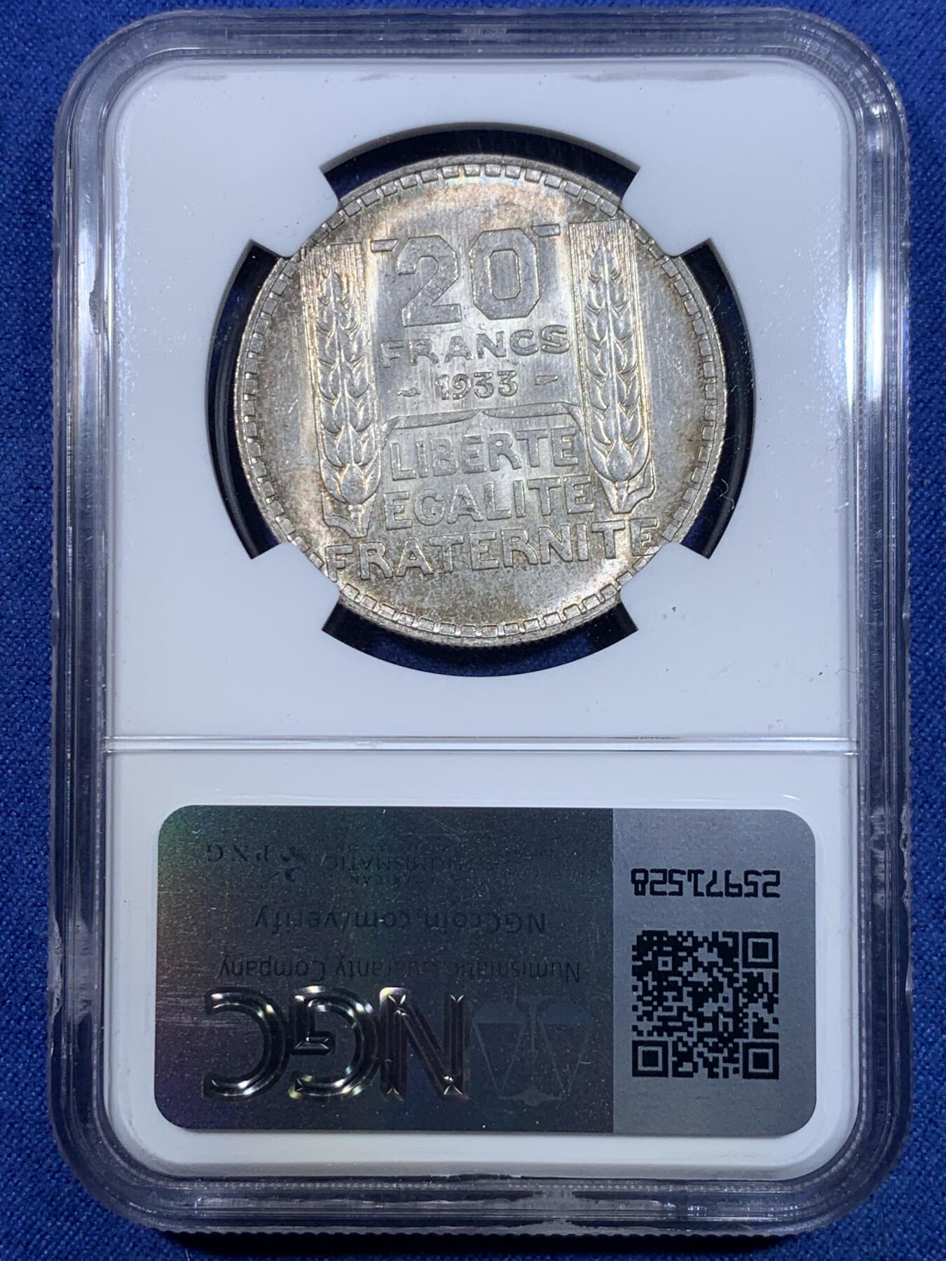 《竞宝斋》第299场- 周日，周一  2场连拍 （全场包邮） NGC MS63 法国1933年桂冠女神20法郎银币