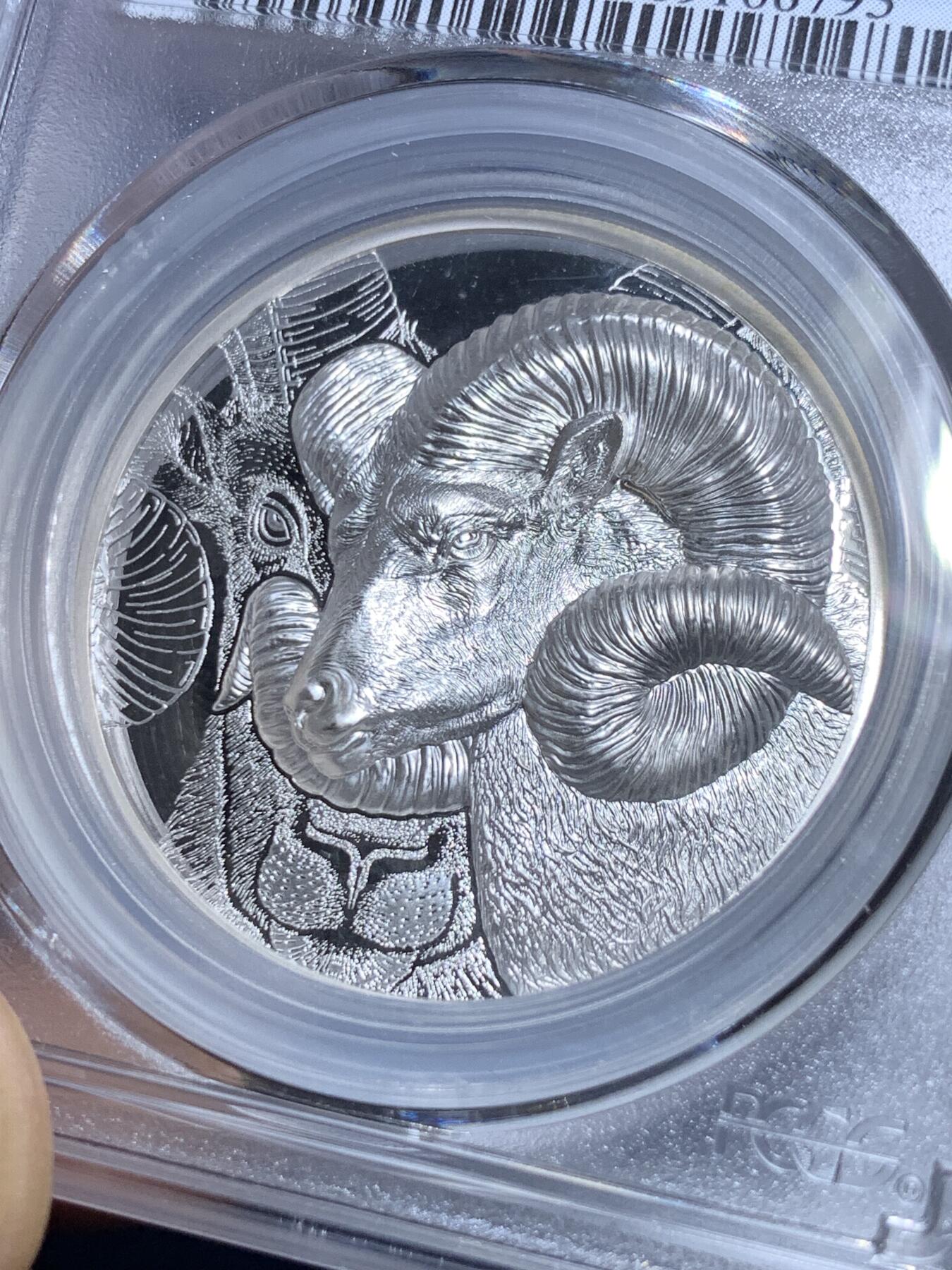 《竞宝斋》第299场- 周日，周一  2场连拍 （全场包邮） PCGS 70DCAM 蒙古2022年盘羊超高浮雕精制银币 草原动物系列 细节精美绝伦 PCGS双层加厚盒
