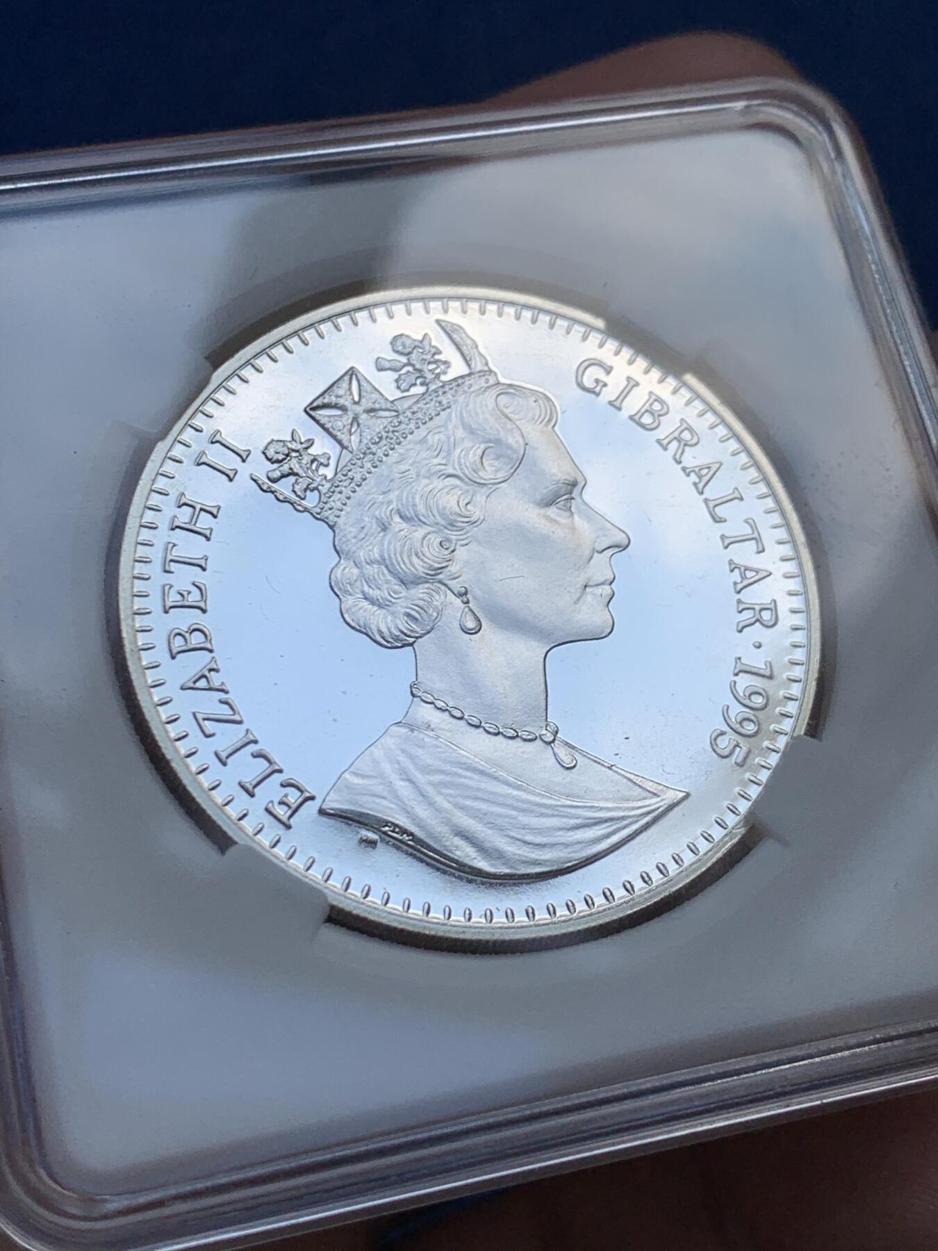 《竞宝斋》第299场- 周日，周一  2场连拍 （全场包邮） 1995年英属直布罗陀 欧罗巴与奥地利、瑞典和芬兰的希尔兹21ECUS纪念币 19.2克 38.0 mm  925银