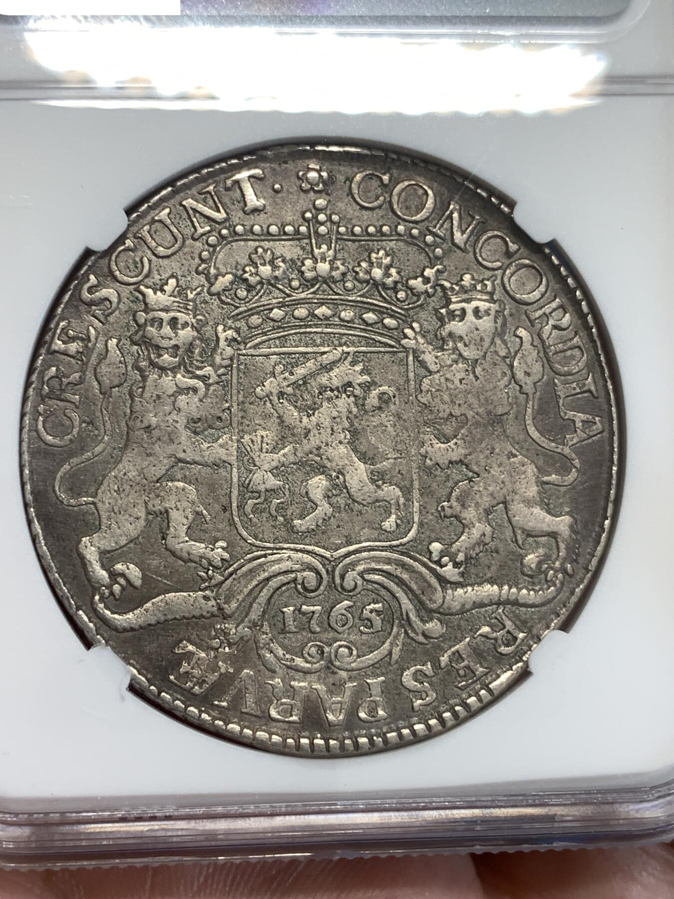 《竞宝斋》第299场- 周日，周一  2场连拍 （全场包邮） NGC XF 荷兰 1765/4 泽兰省 1杜卡特 马剑大银币 骑字版少见 比起常见省版别 泽兰省这个状态已经很不错了