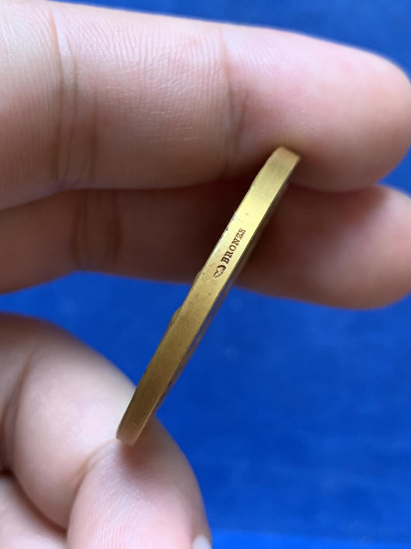 《竞宝斋》第299场- 周日，周一  2场连拍 （全场包邮） 法国农业题材铜章 作者DUBOIS 鸡、鸭、奶牛、果树、栅栏、人物等细节丰富，层次分明 25.1克 36.4mm