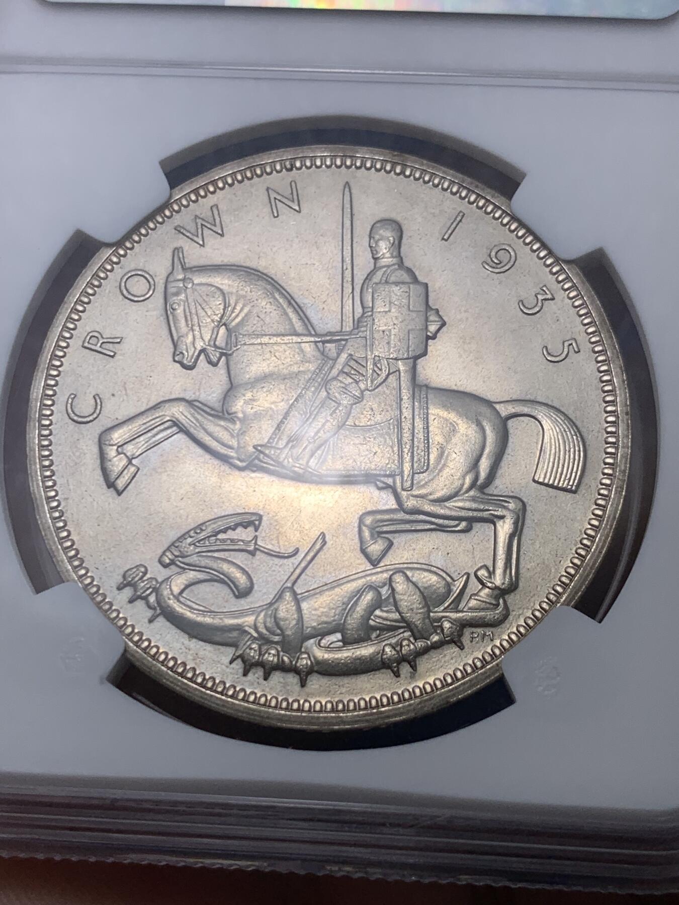 《竞宝斋》第299场- 周日，周一  2场连拍 （全场包邮） NGC SP63 SP版本早期精打 英国1935年乔治五世马剑克朗银币 状态好