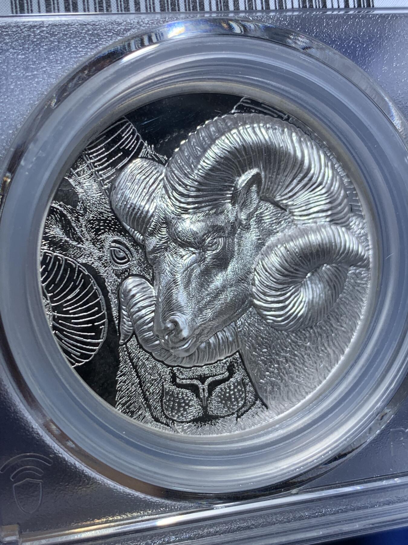 《竞宝斋》第299场- 周日，周一  2场连拍 （全场包邮） PCGS 70DCAM 蒙古2022年盘羊超高浮雕精制银币 草原动物系列 细节精美绝伦 PCGS双层加厚盒