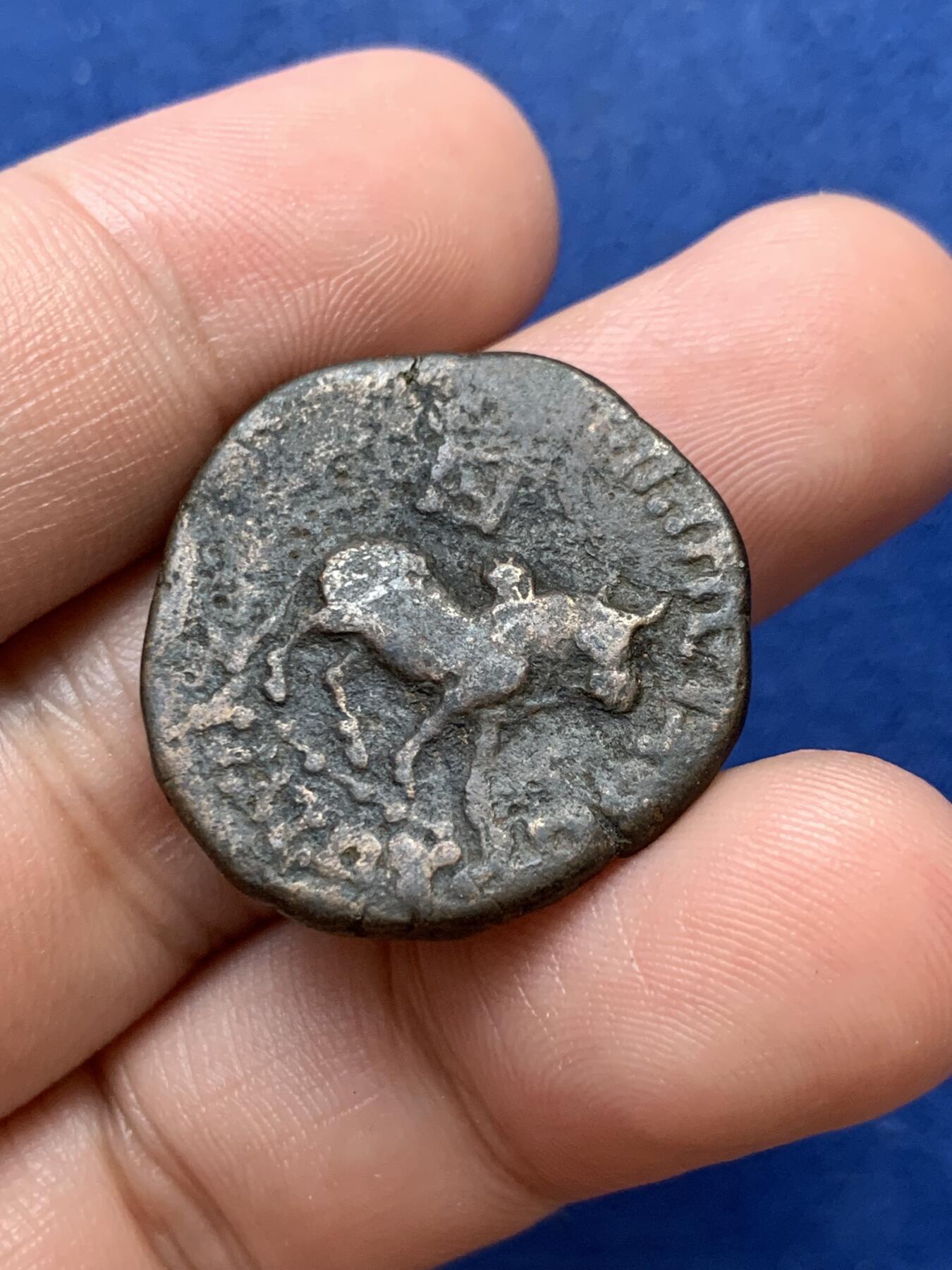 《竞宝斋》第299场- 周日，周一  2场连拍 （全场包邮） 塞克王朝  阿泽斯二世 大铜币 图案清晰完整 13.33克