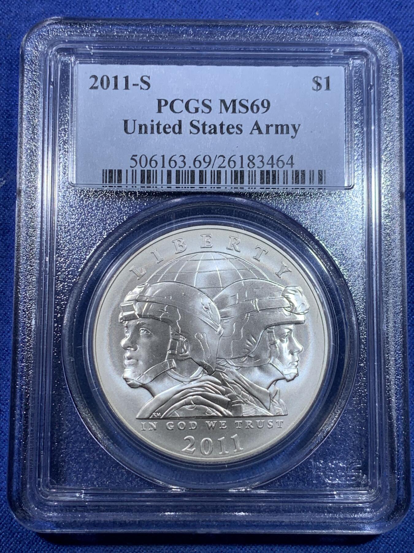 《竞宝斋》第299场- 周日，周一  2场连拍 （全场包邮） PCGS MS69 美国2011年美国陆军1美元纪念银币 币面清爽干净又漂亮，状态极佳，PC老白盒严评无官网图。