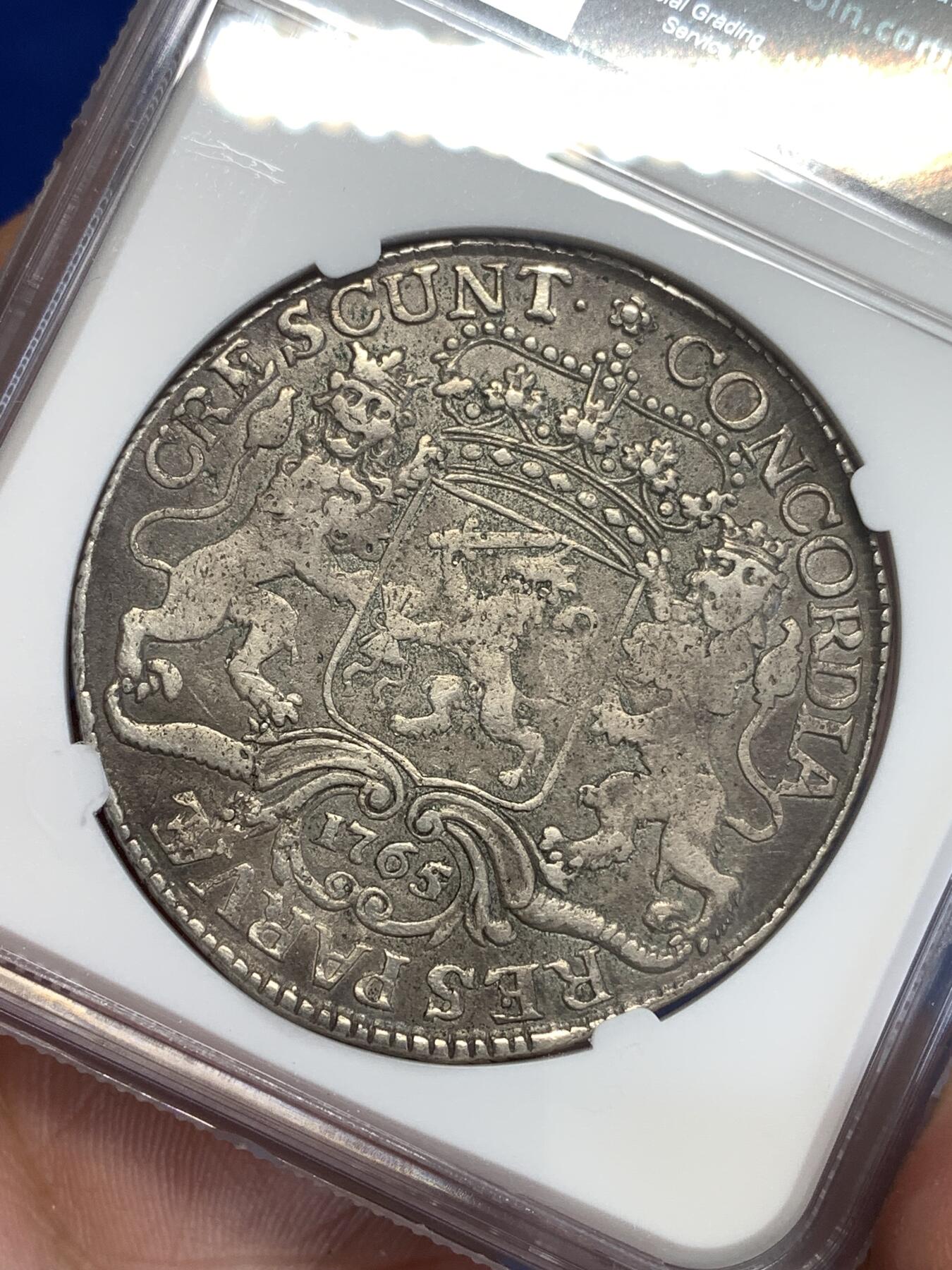 《竞宝斋》第299场- 周日，周一  2场连拍 （全场包邮） NGC XF 荷兰 1765/4 泽兰省 1杜卡特 马剑大银币 骑字版少见 比起常见省版别 泽兰省这个状态已经很不错了