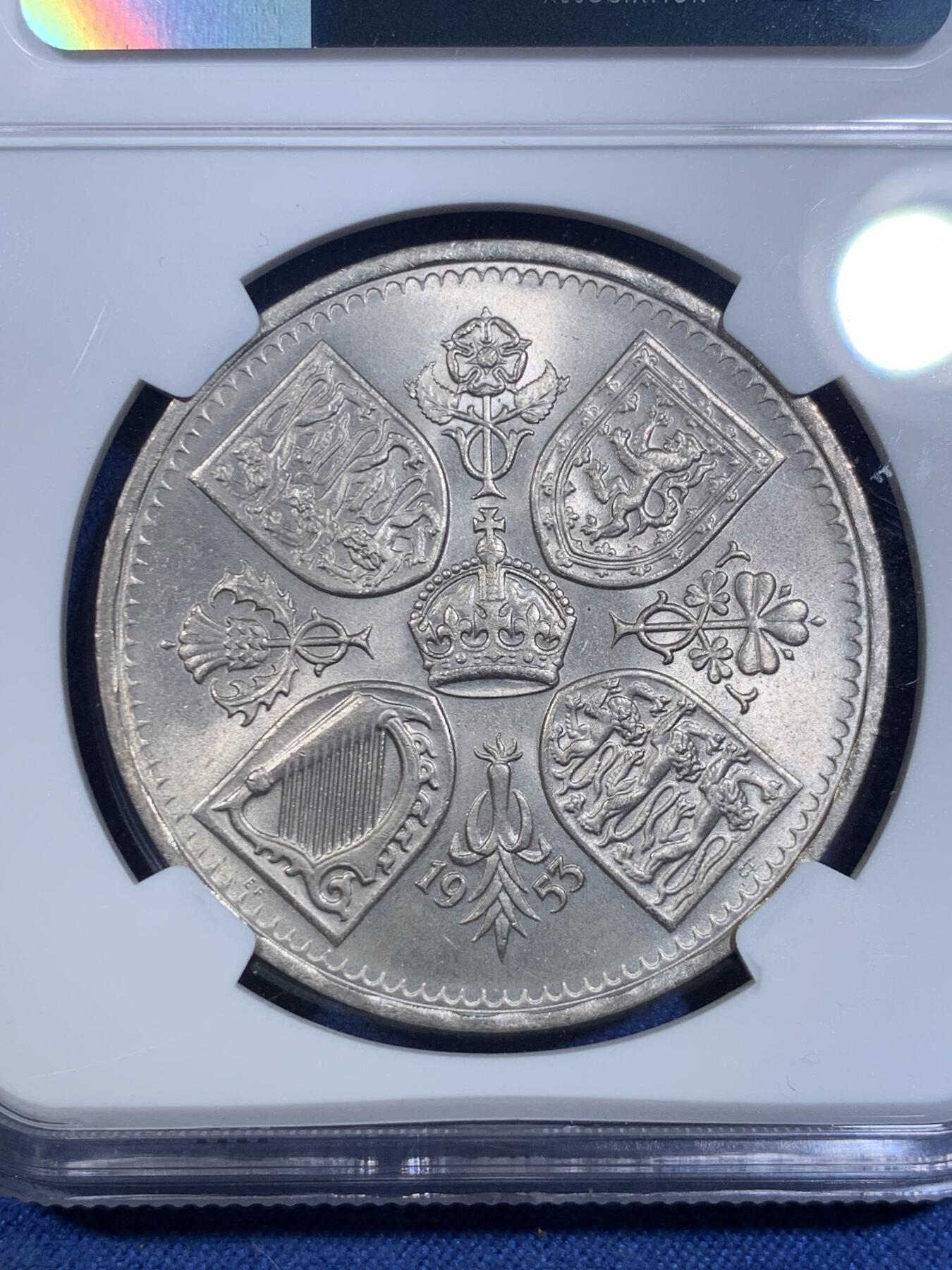 《竞宝斋》第299场- 周日，周一  2场连拍 （全场包邮） NGC MS65 1953年英国伊丽莎白二世登基纪念克朗 高分好状态