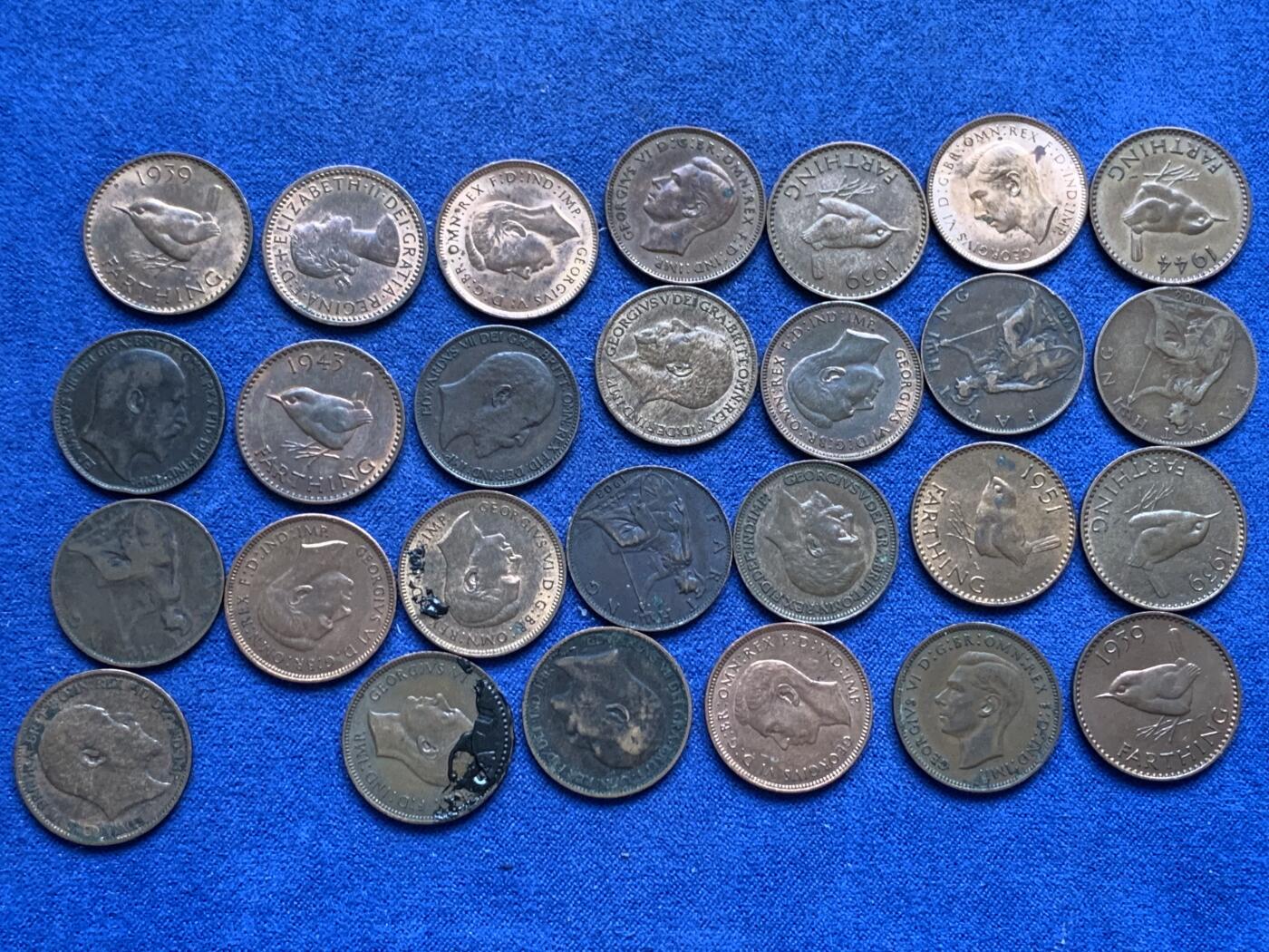 《竞宝斋》第299场- 周日，周一  2场连拍 （全场包邮） 27枚一组 英国法新 从维多利亚到伊丽莎白二世，以爱七乔五乔六为主，部分原铜光