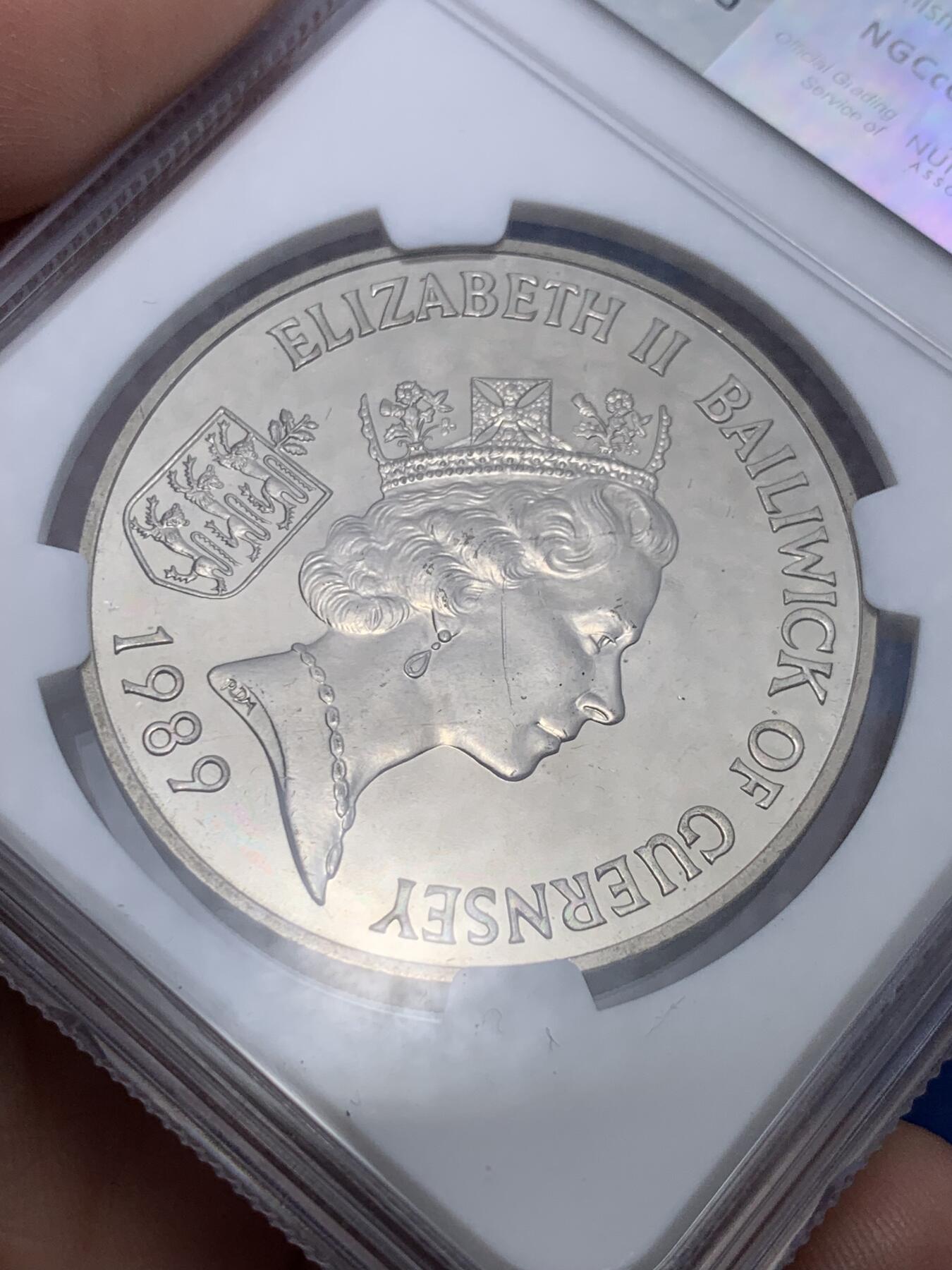 《竞宝斋》第299场- 周日，周一  2场连拍 （全场包邮） NGC MS64 1989年英属根西岛亨利一世（1100-1135）国王2磅纪念币